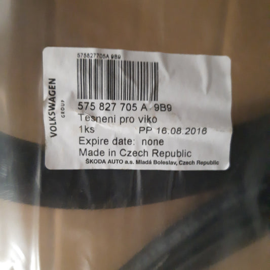 Genuine SEAT Wthrstrip | 575827705A9B9