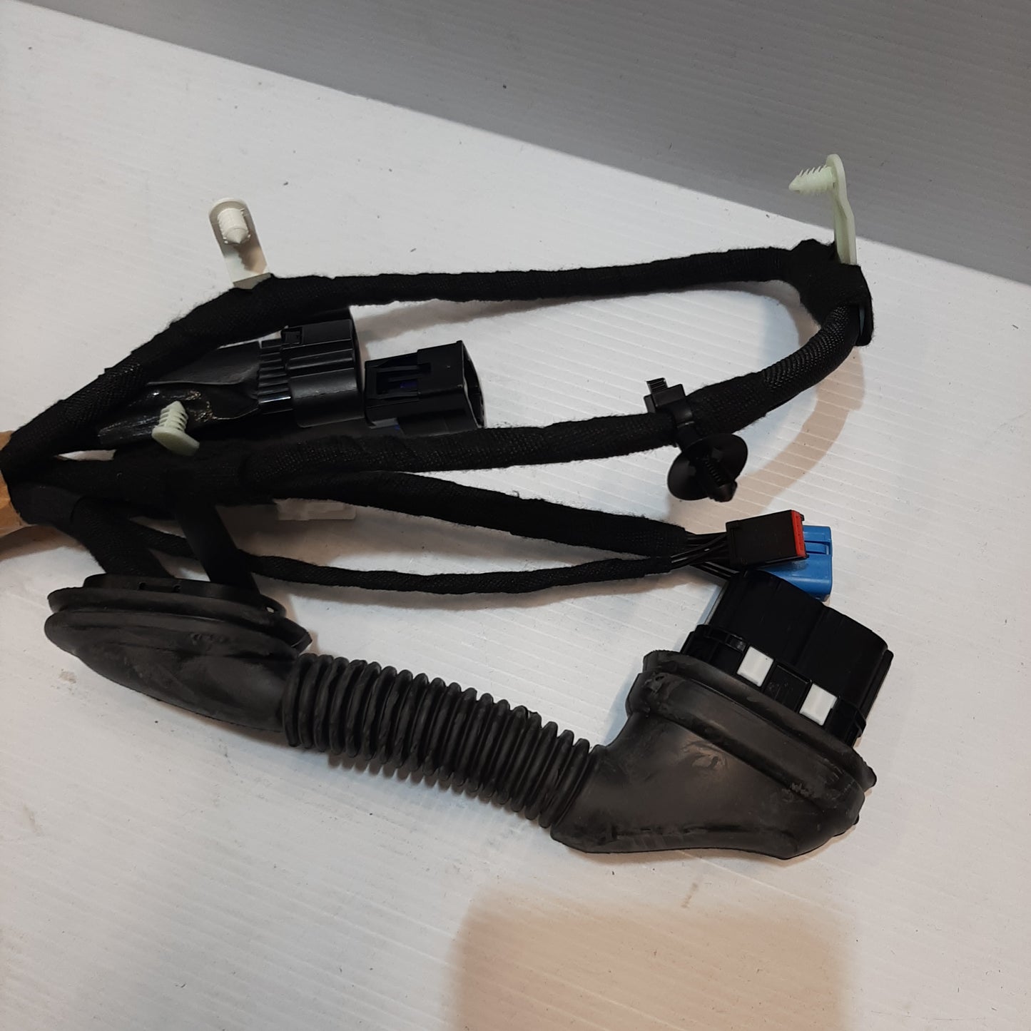 Genuine Nissan Shaft Assy-Fron | 391014BE3B