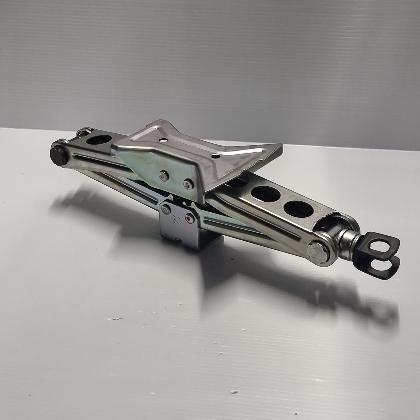 Jack Assembly - Suzuki SX4 S-Cross / Vitara | 89913-55LV1-000