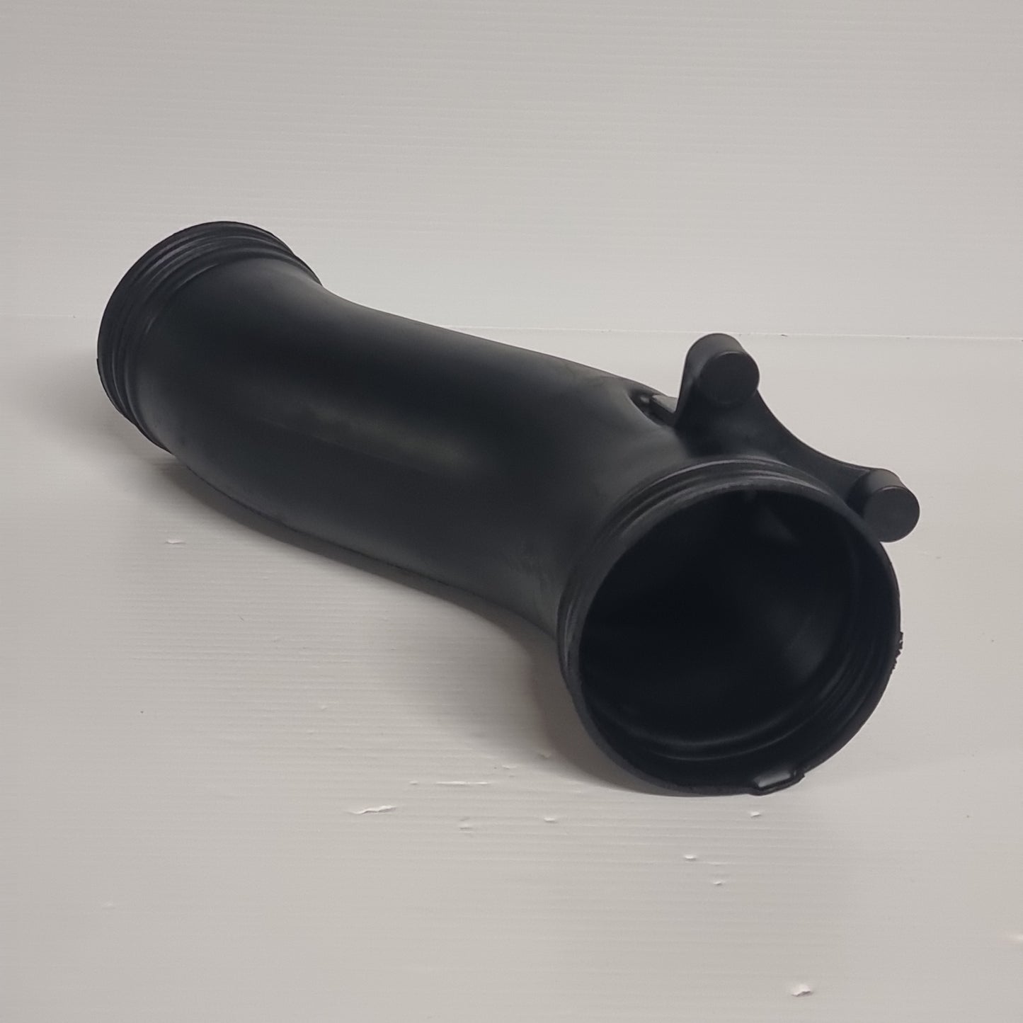 Air Intake Pipe - Alfa Romeo 159 / Brera / Spider 3.2 | 51781244