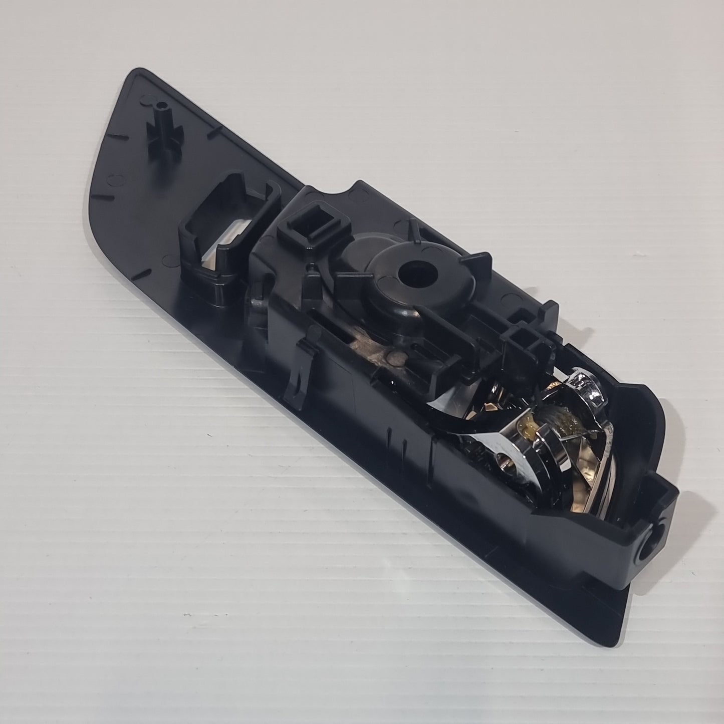 Genuine Ford Handle Assy - Door - Inner | 1909526