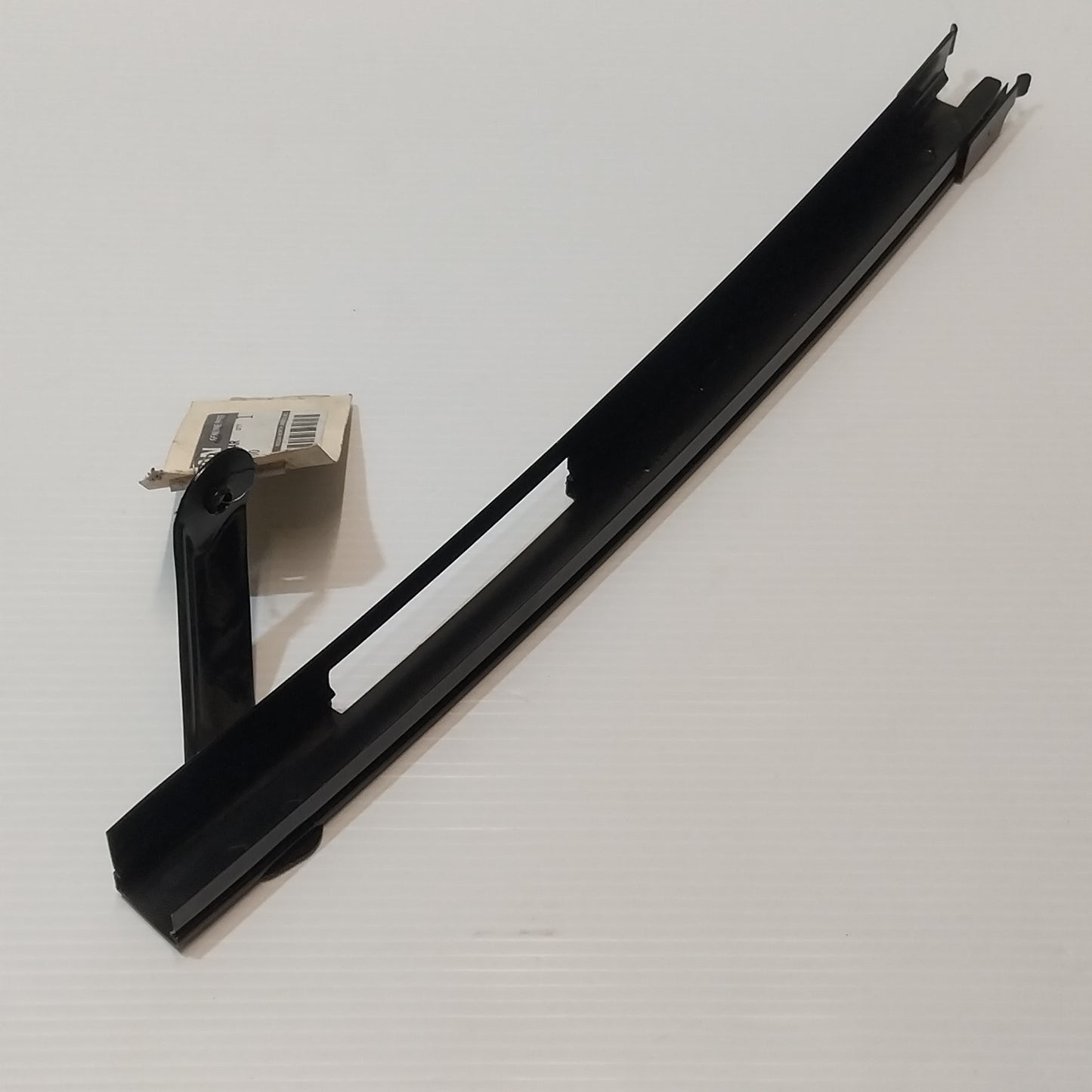 Genuine Nissan Sash Assy-Rear | 82214EA500
