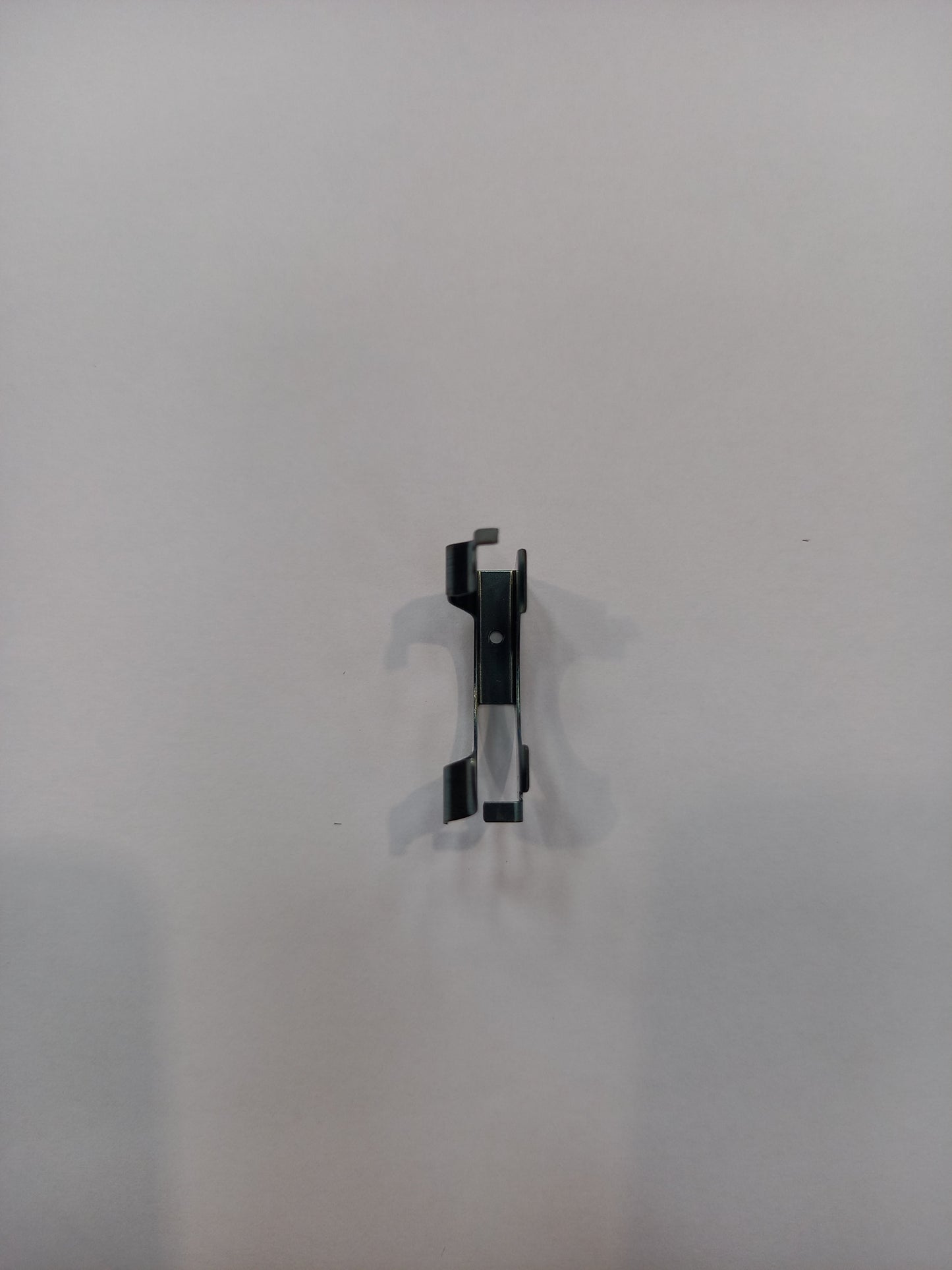 Genuine SEAT Clip | 04E145220