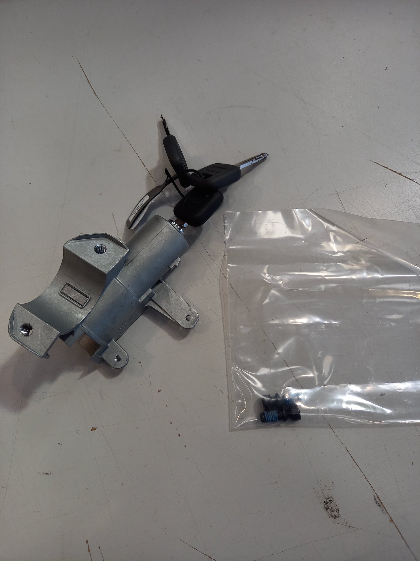 Genuine Volvo Lock Kit | 30753443