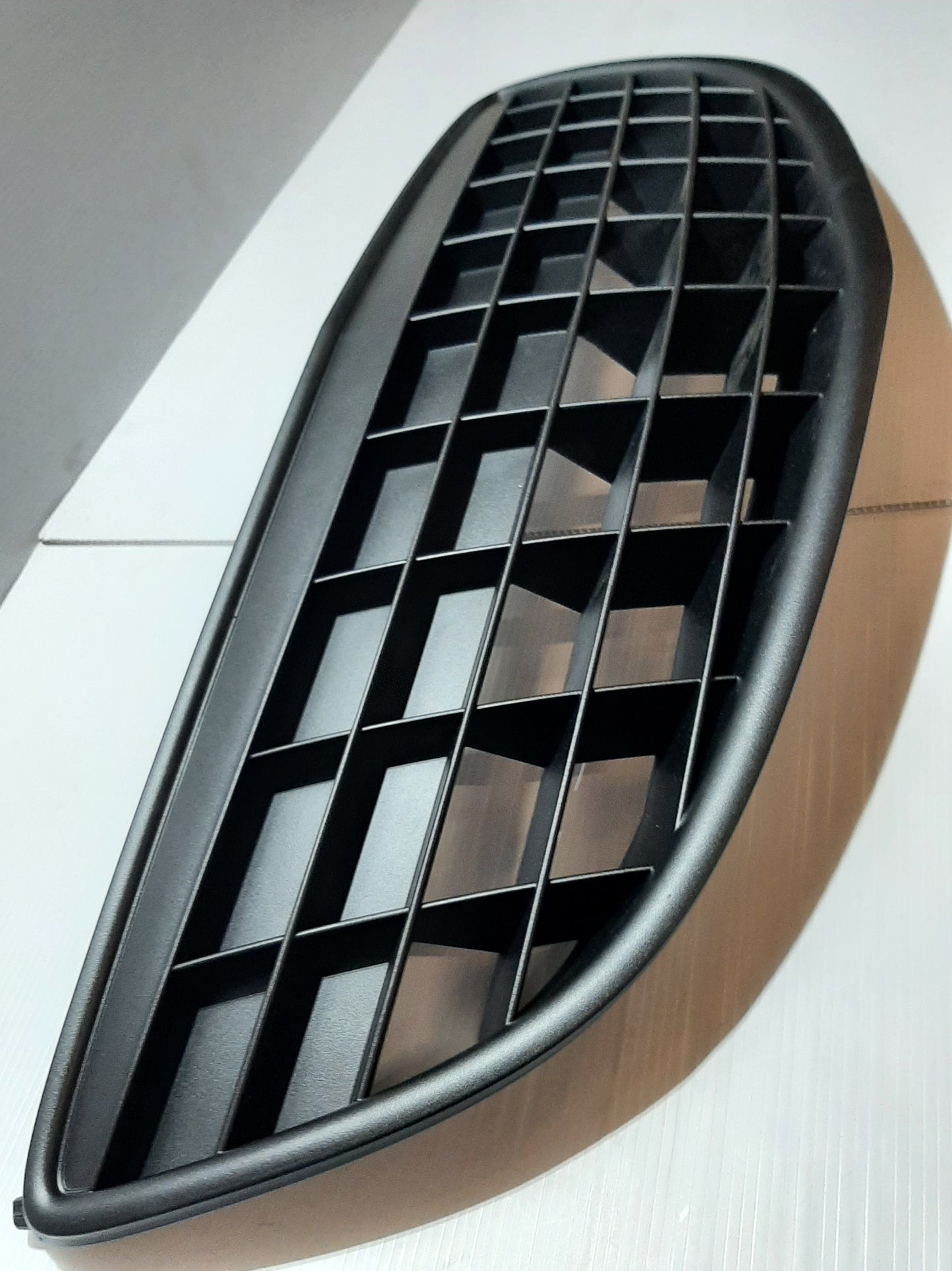 Genuine Vauxhall Insignia A Irmscher Grille | UKIRBG06