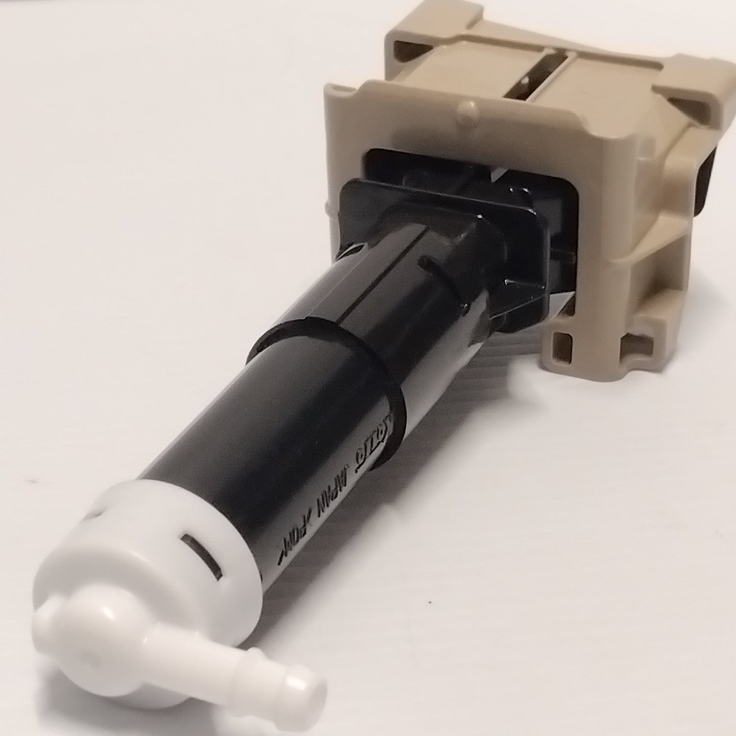 Genuine Washer Nozzle - Mazda 6 | GDK4518H154
