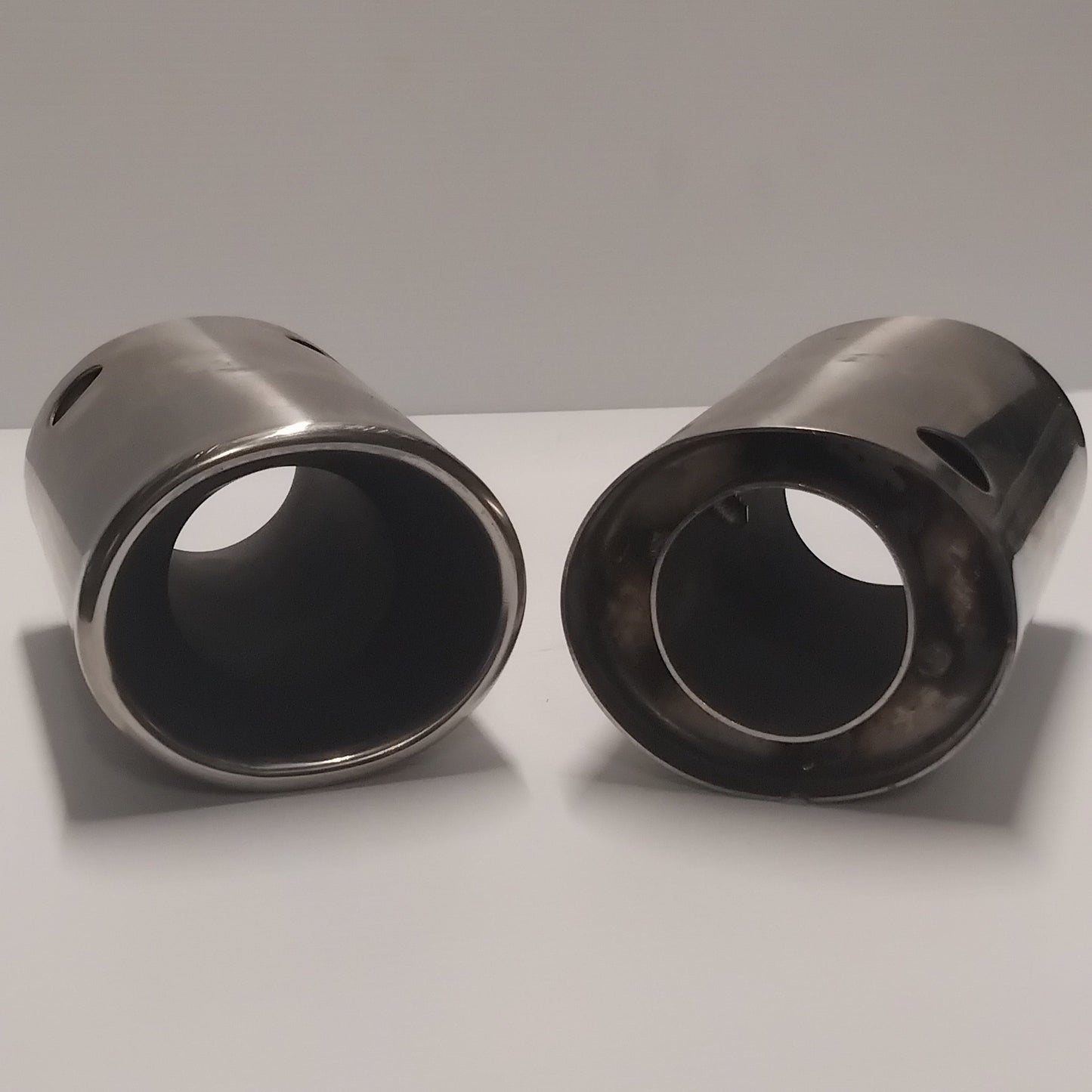 2x Genuine Exhaust Trim - Mazda MX-5 | NE85V4260