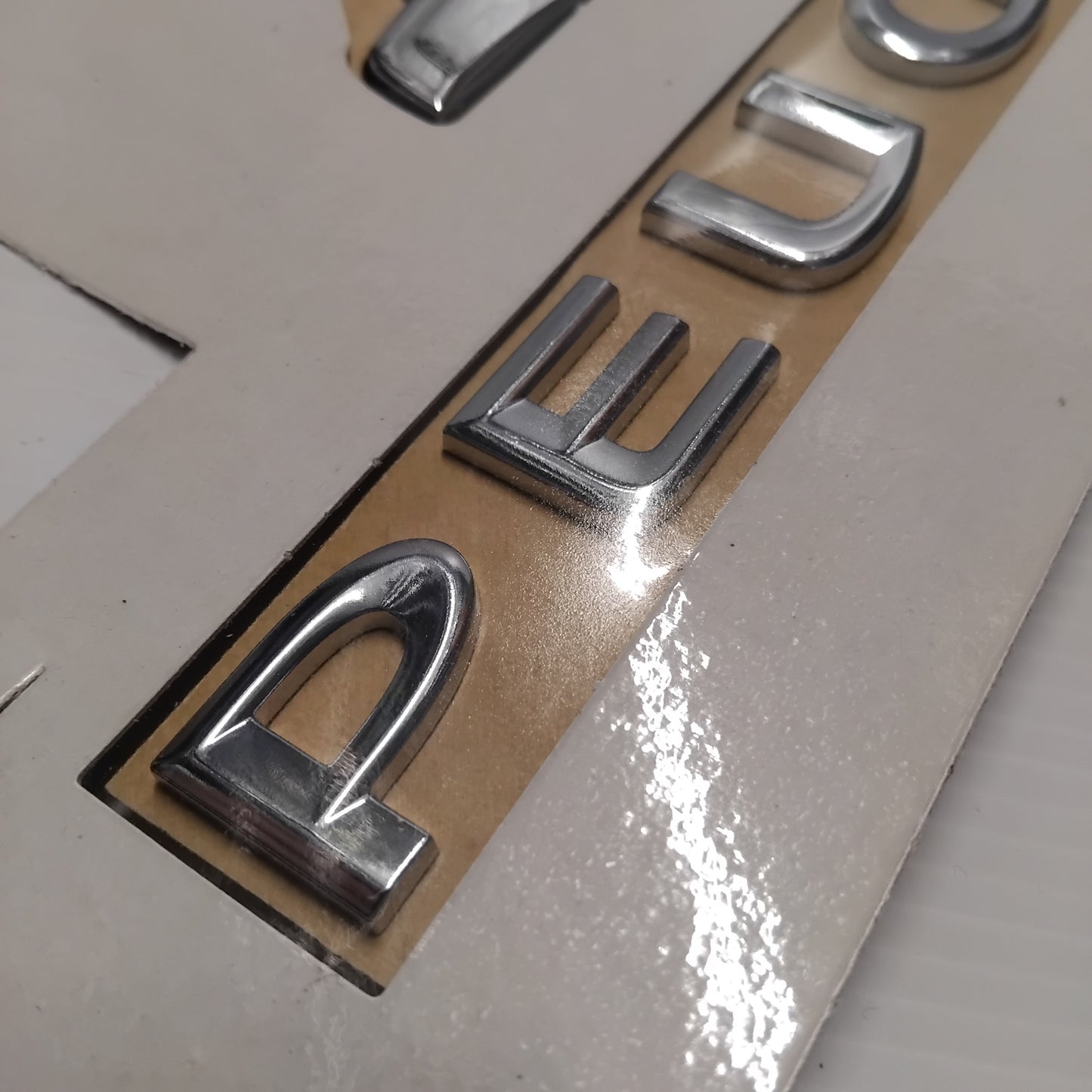 Genuine Make Medallion - Peugeot Boxer U9 | 1374670080