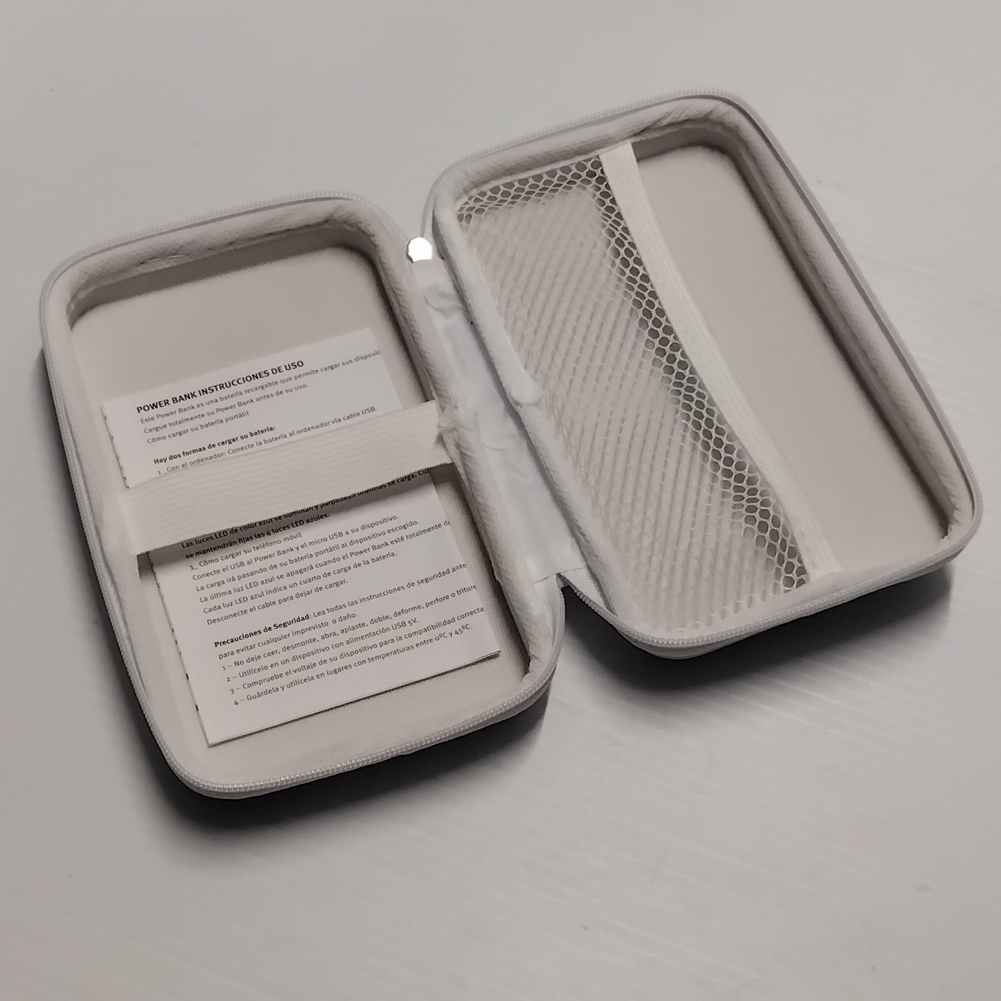 Genuine 3 in 1 SEAT Phone Charger and Powerbank | 000051763K