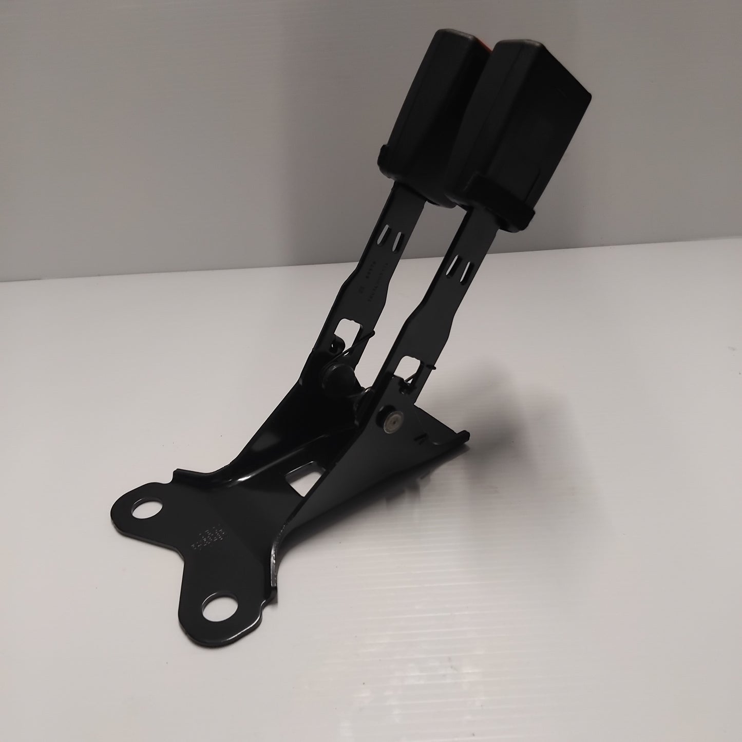 Genuine Third Row Belt Coupling Stalk - Fiat 500L 2012-2022 | 735562157