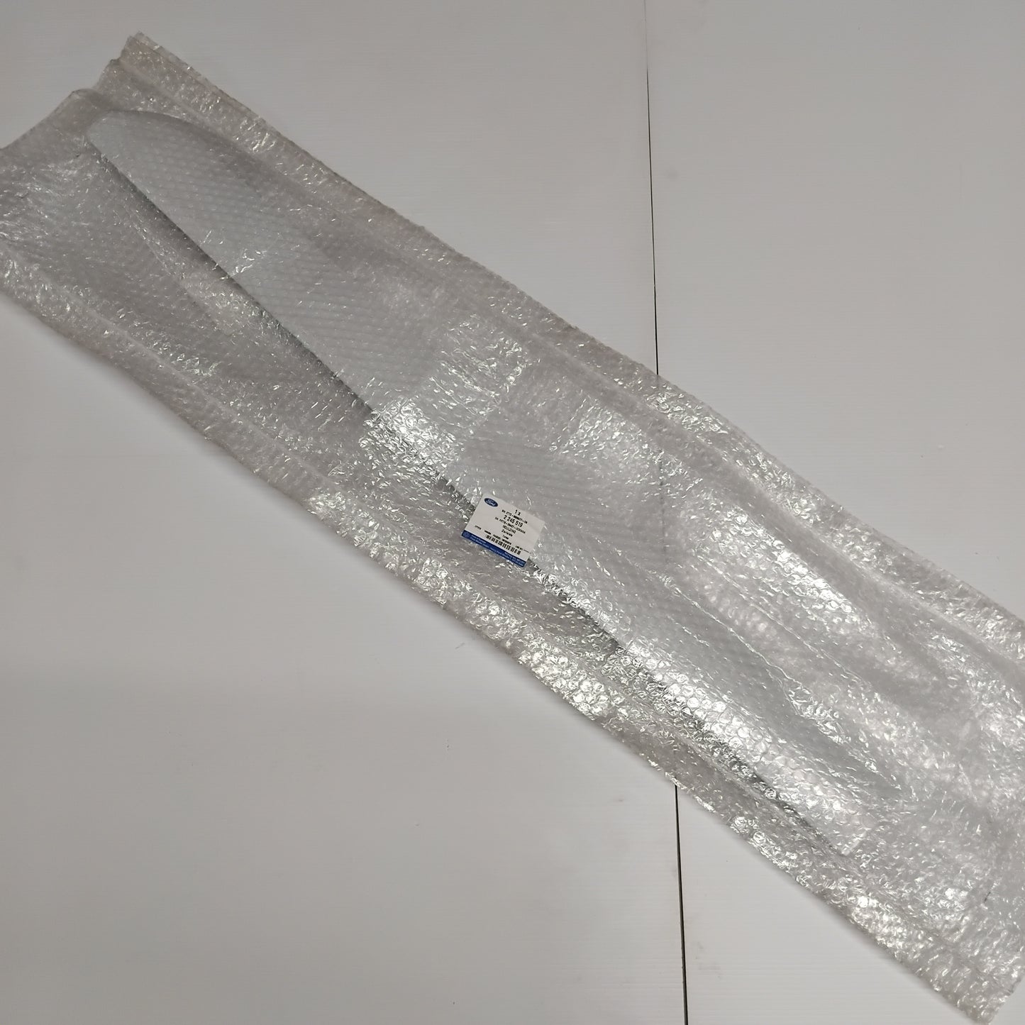 Genuine Left Body Moulding - Ford Transit 2014- | 2245519