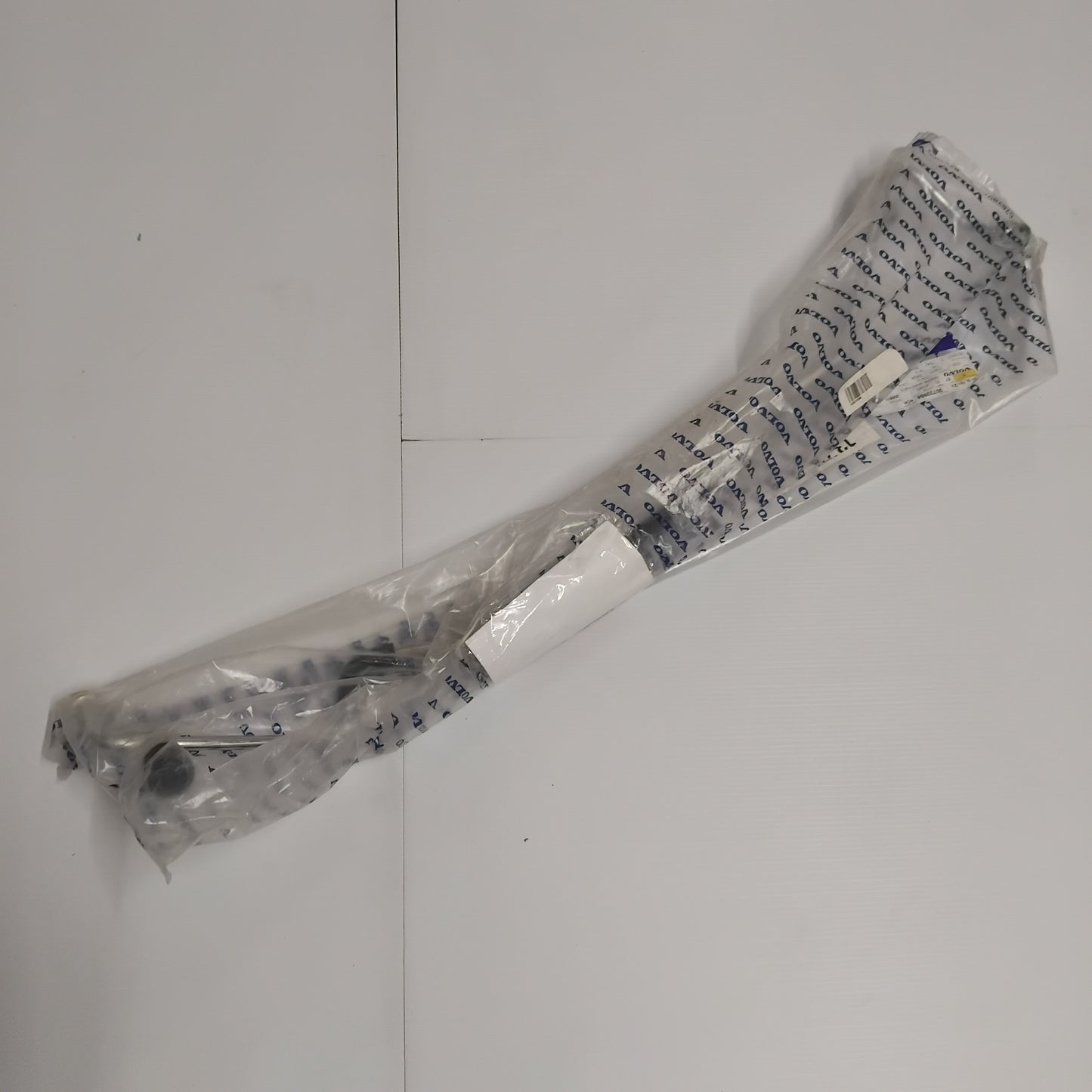 Genuine AC Refrigerant Pipe - Volvo V50 / V30 | 30733984