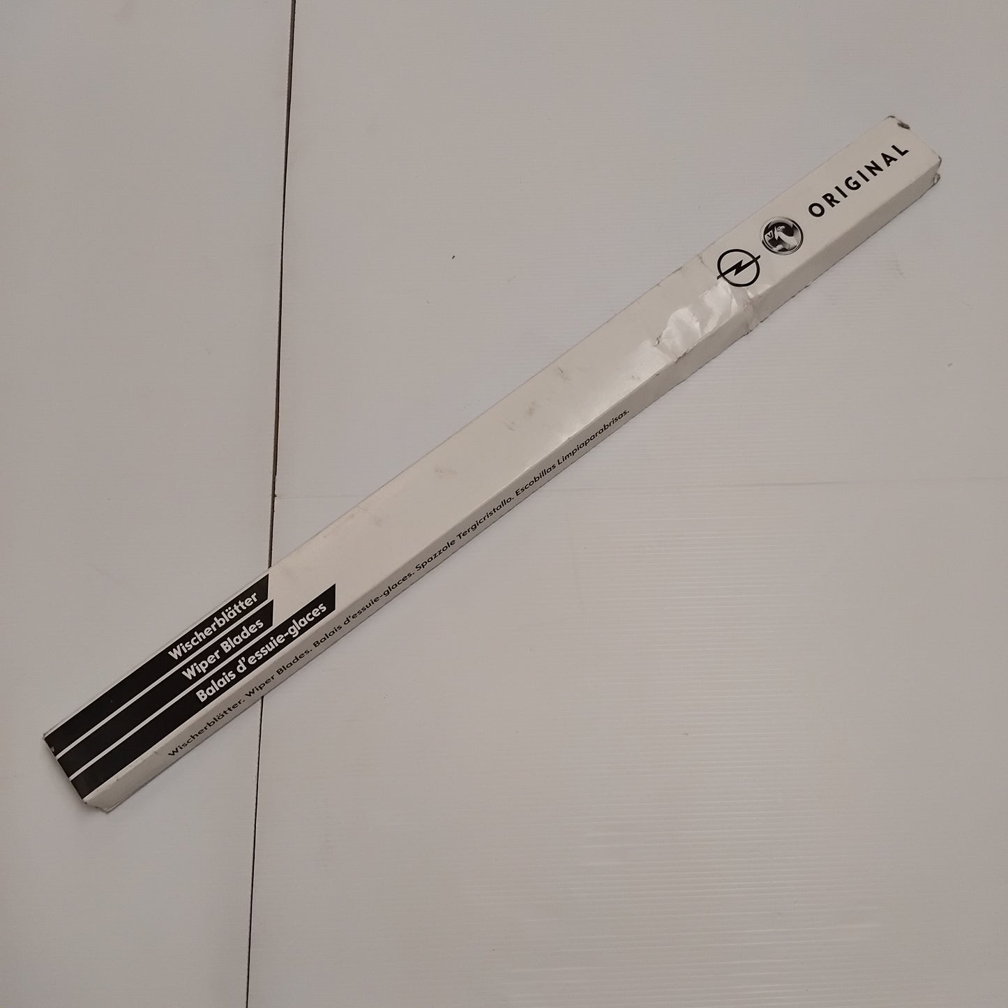 2x Genuine Wiper Blades - Vauxhall Zafira C 2011-2018 | 95528671