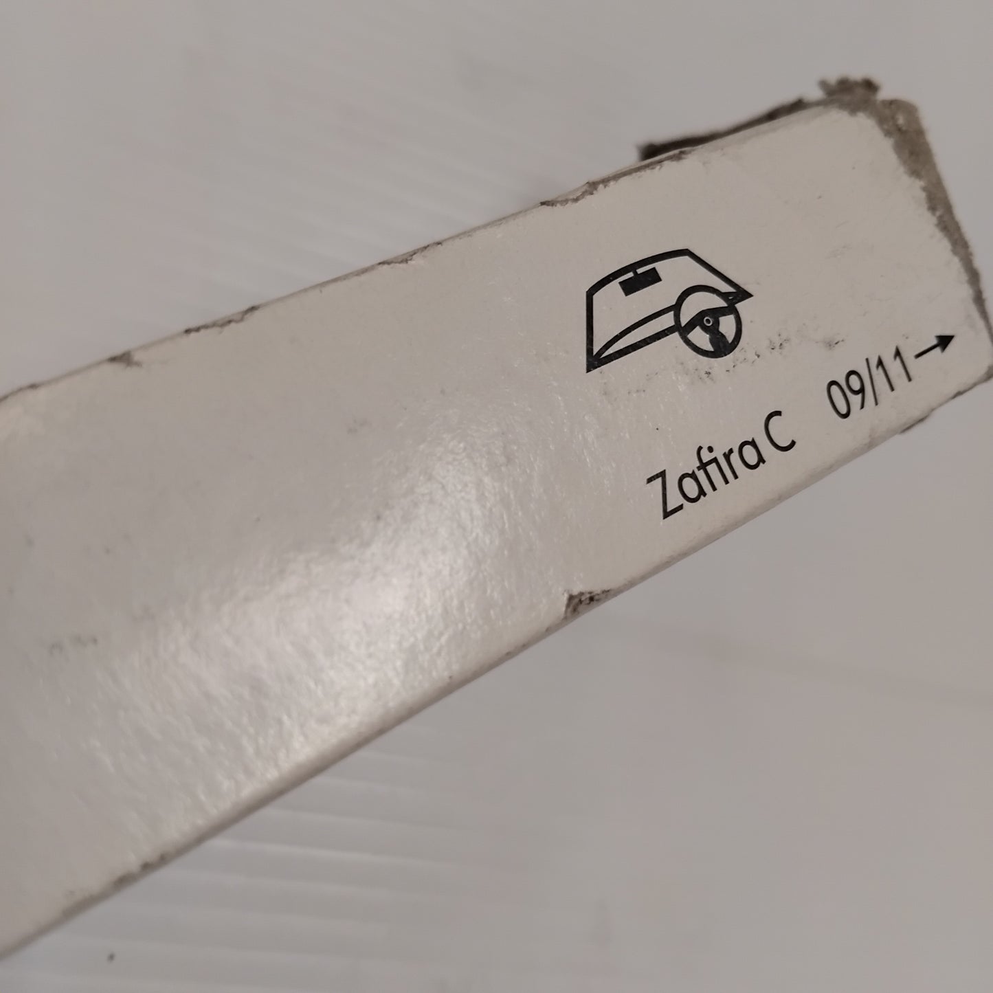 2x Genuine Wiper Blades - Vauxhall Zafira C 2011-2018 | 95528671
