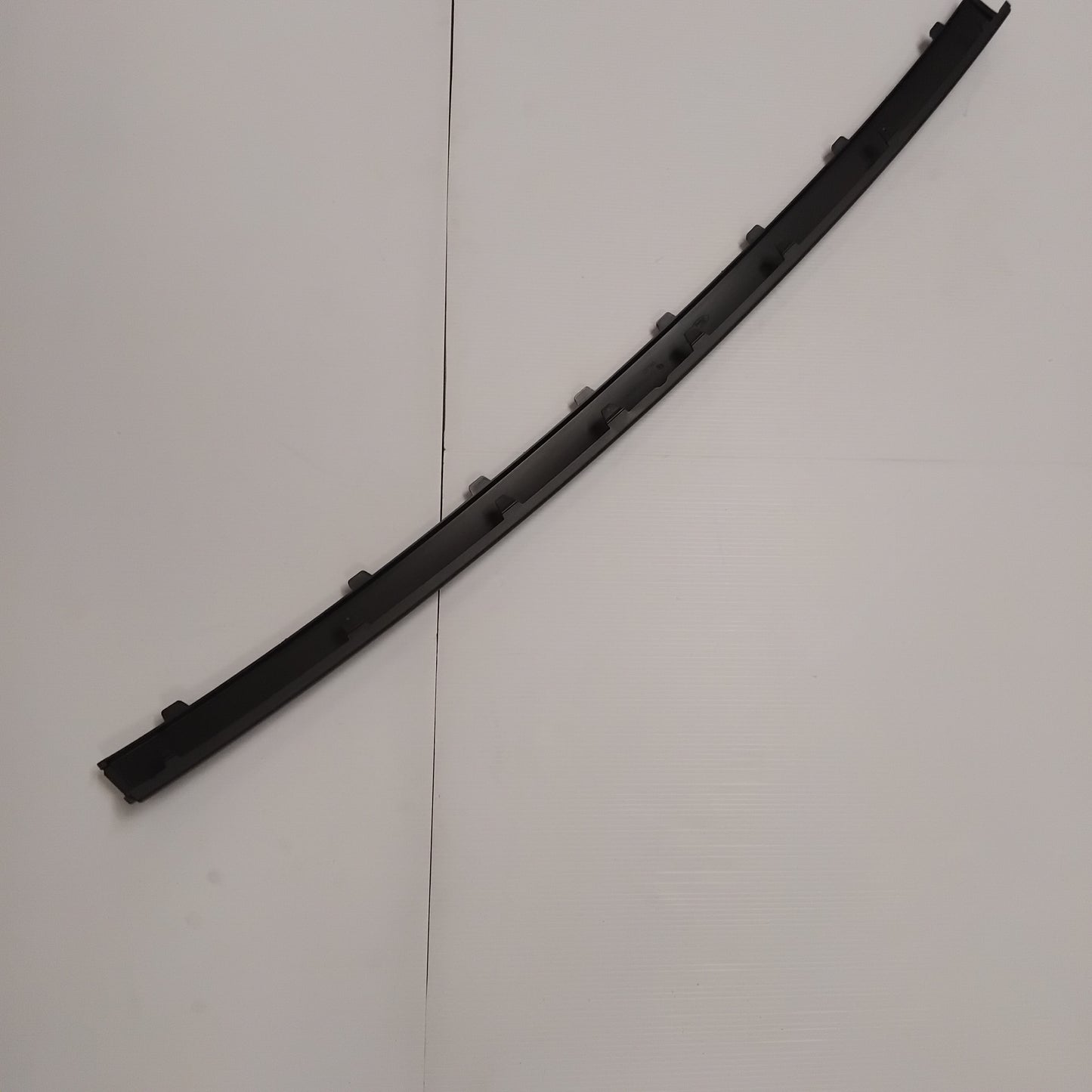 Genuine Rear Bumper Moulding - Ford Focus 2004-2008 | 1356654