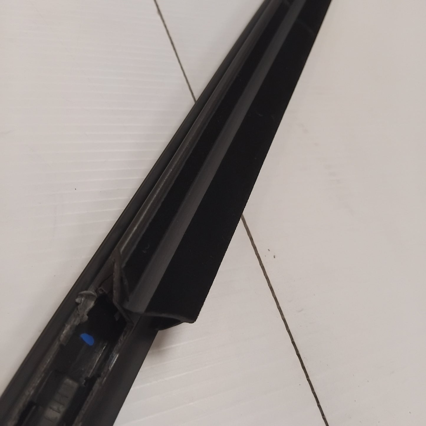 Genuine Rear Door Weatherstrip - Ford Focus 2018-2019 | 2322646