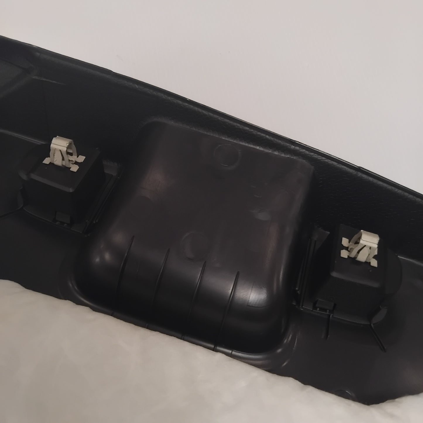 Genuine Interior Tailgate Trim - Ford | 2419347