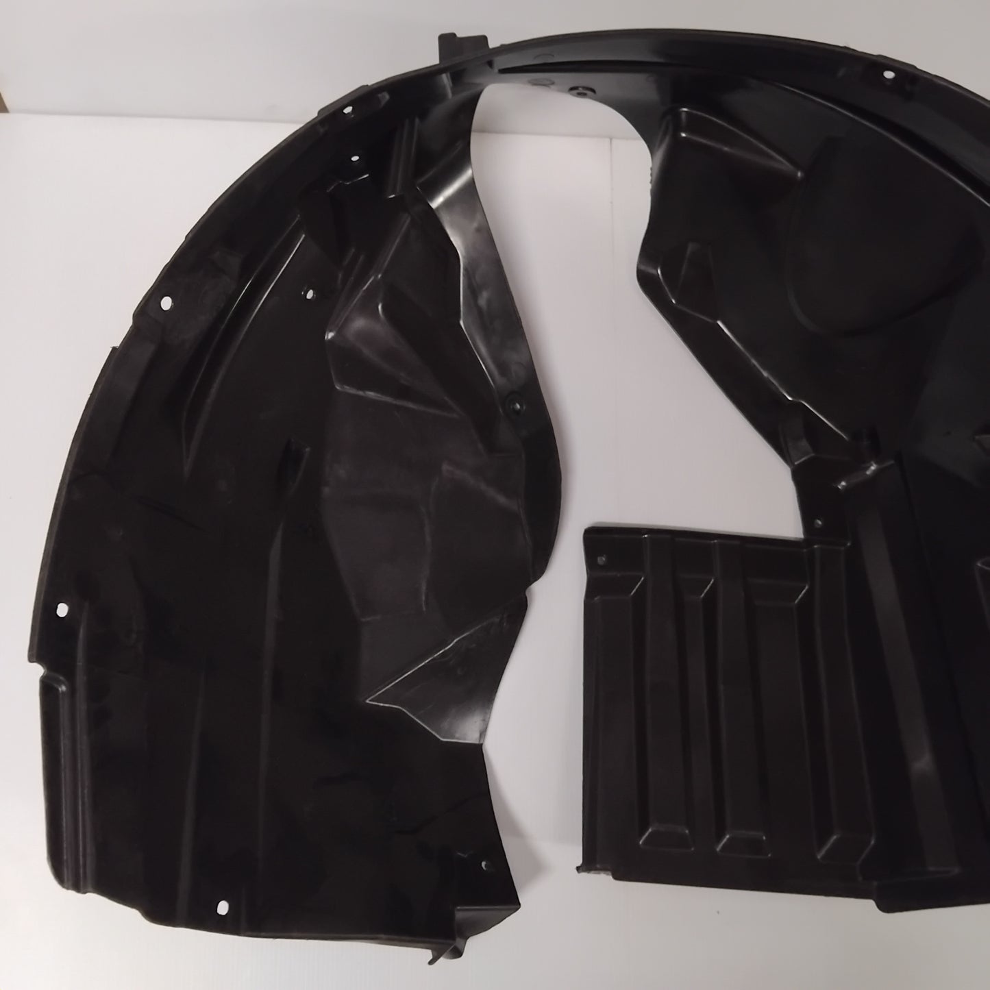 Genuine Front Right Fender Lining - Suzuki SX4 | 72321-61M00-000