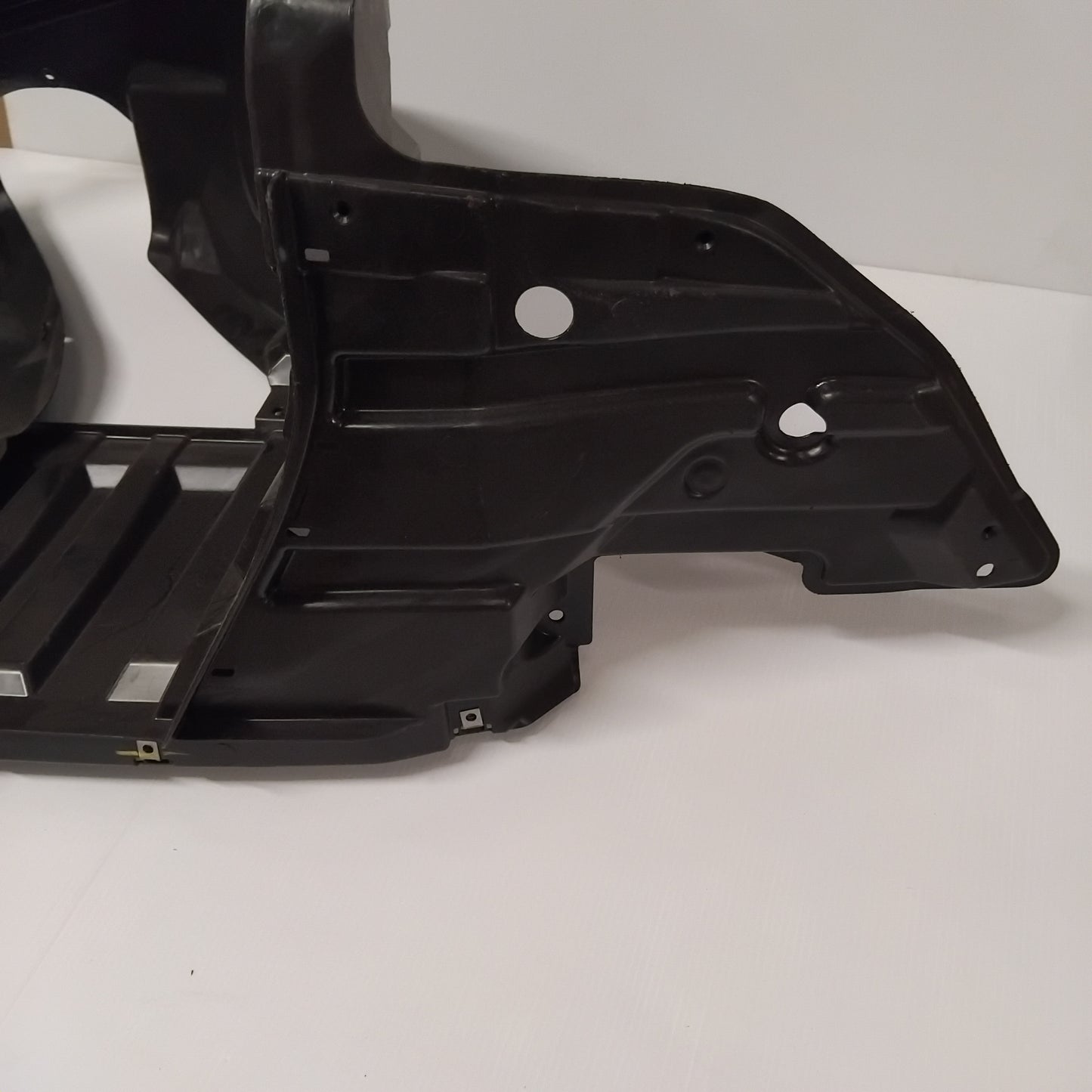 Genuine Front Right Fender Lining - Suzuki SX4 | 72321-61M00-000