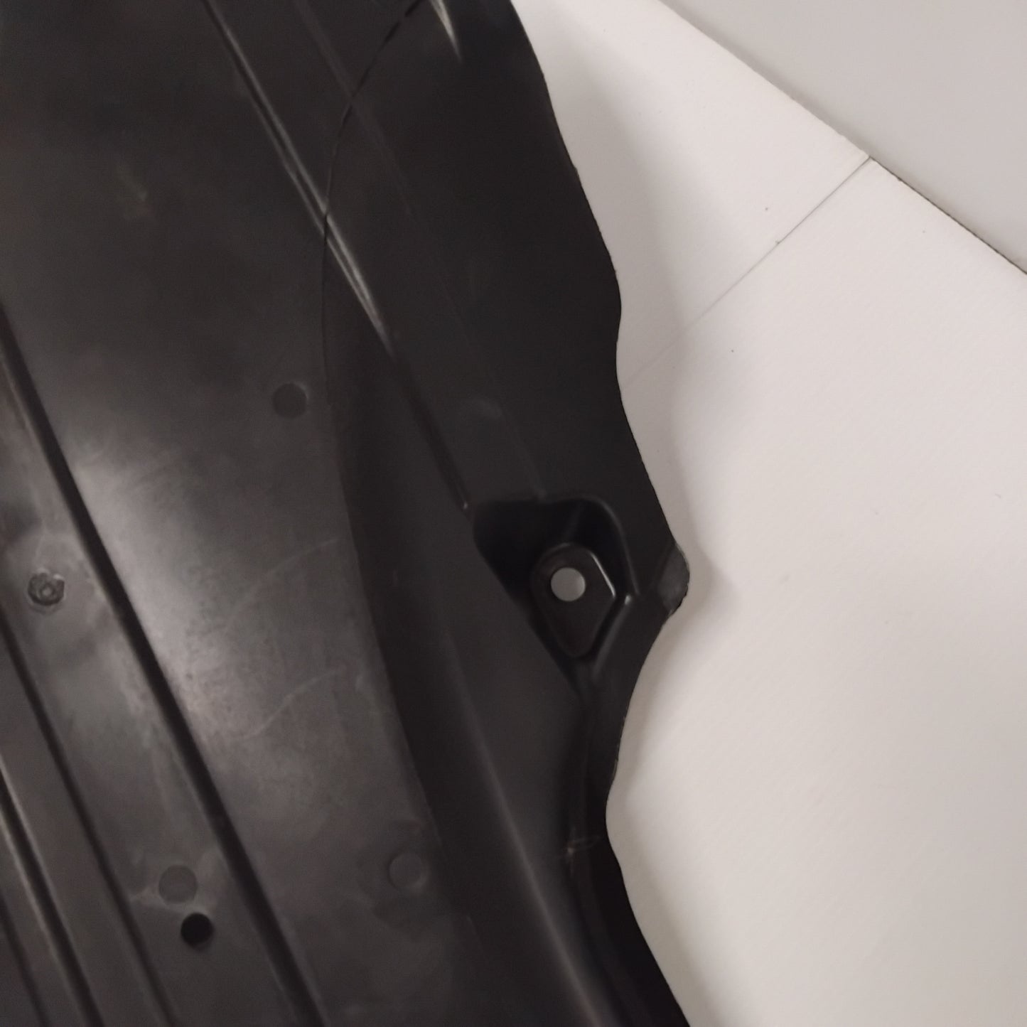 Genuine Rear Right Underbody Shield - Volvo V60 | 31463564