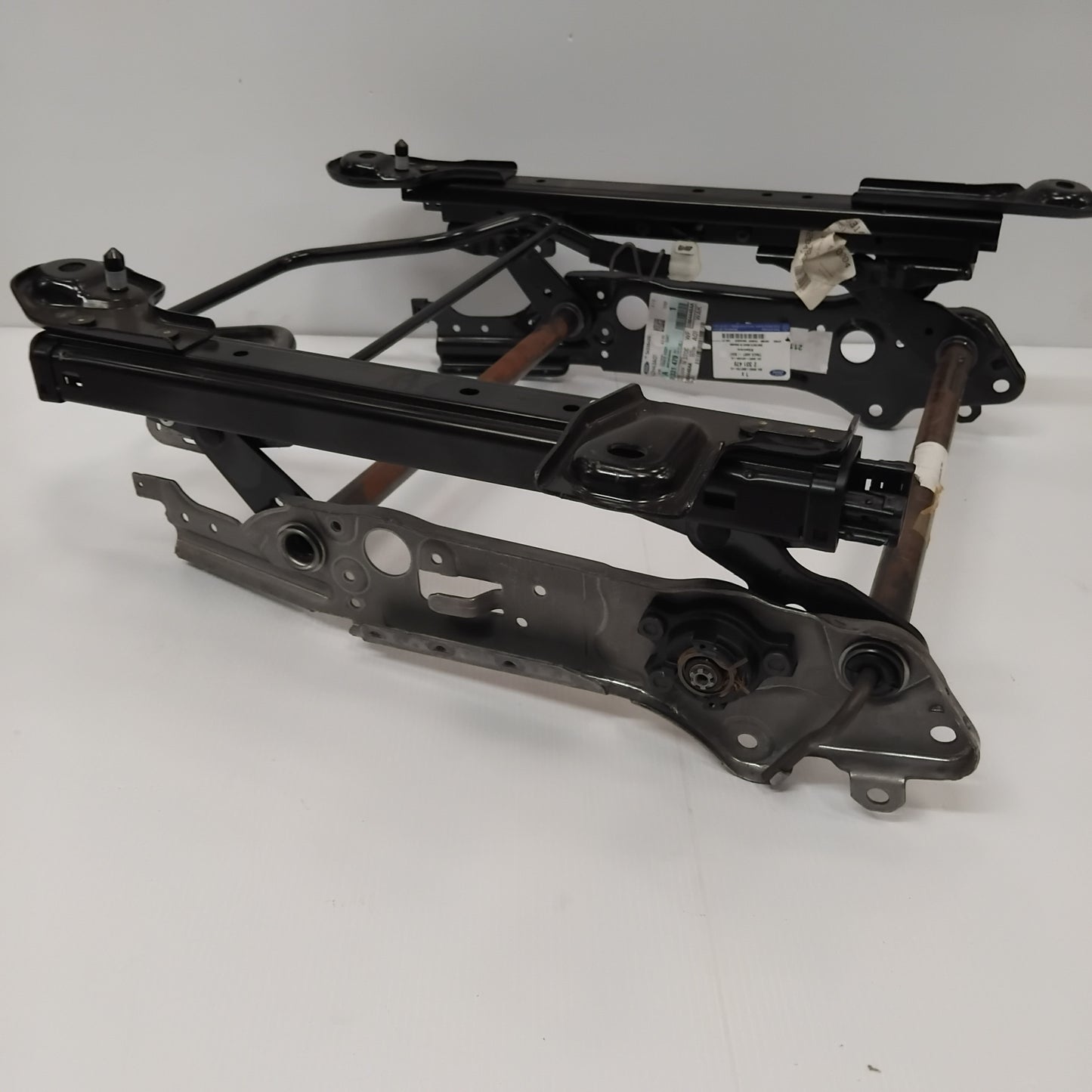 Genuine Front Right Seat Track Driver - Ford Focus | 2331479