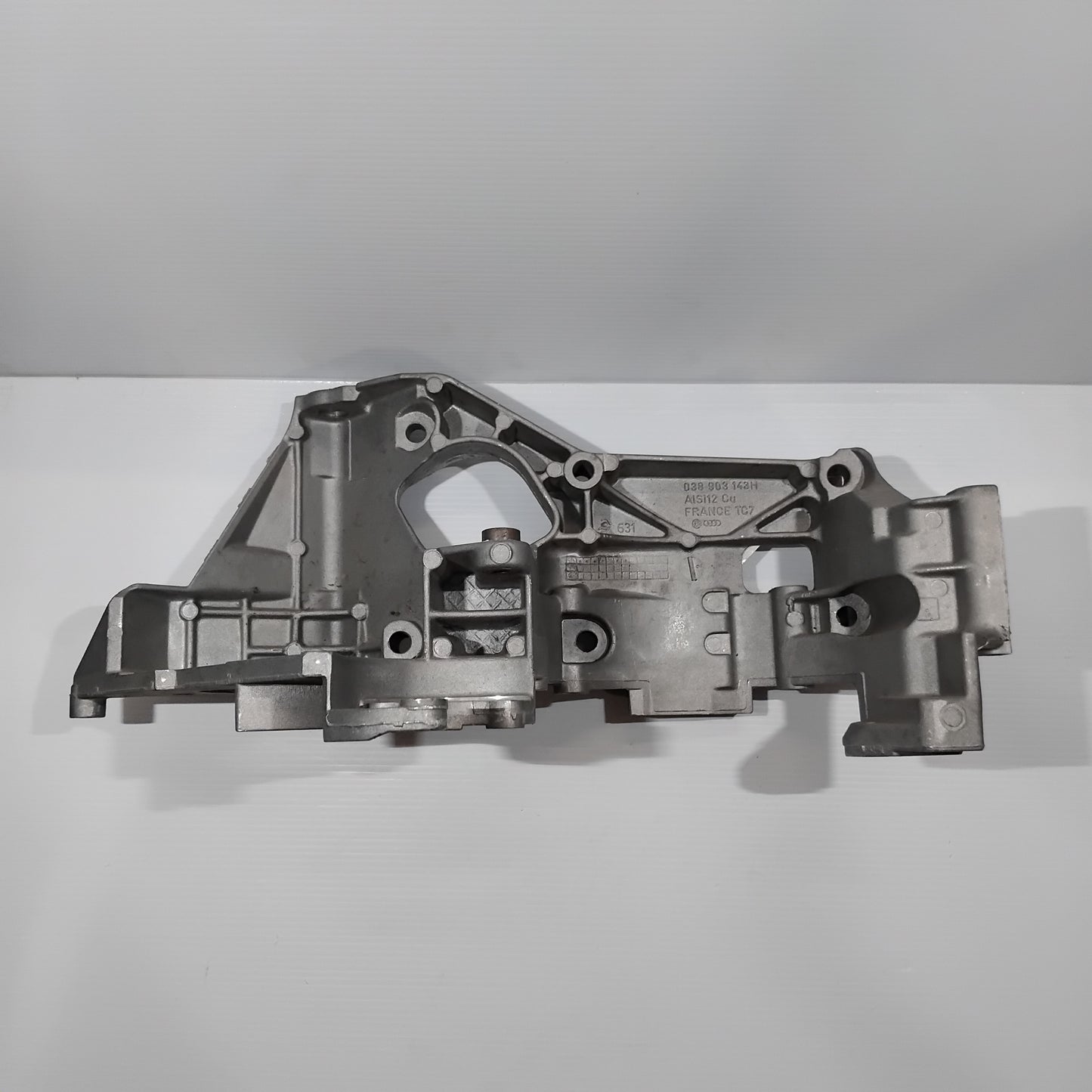 Genuine Alternator Bracket - SEAT Leon / Ibiza / Toledo / Inca | 038903139K