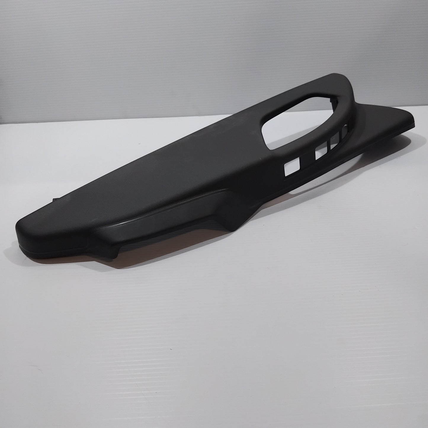 Genuine Front Left Seat Trim - Volvo XC70 Mk2 | 39810505