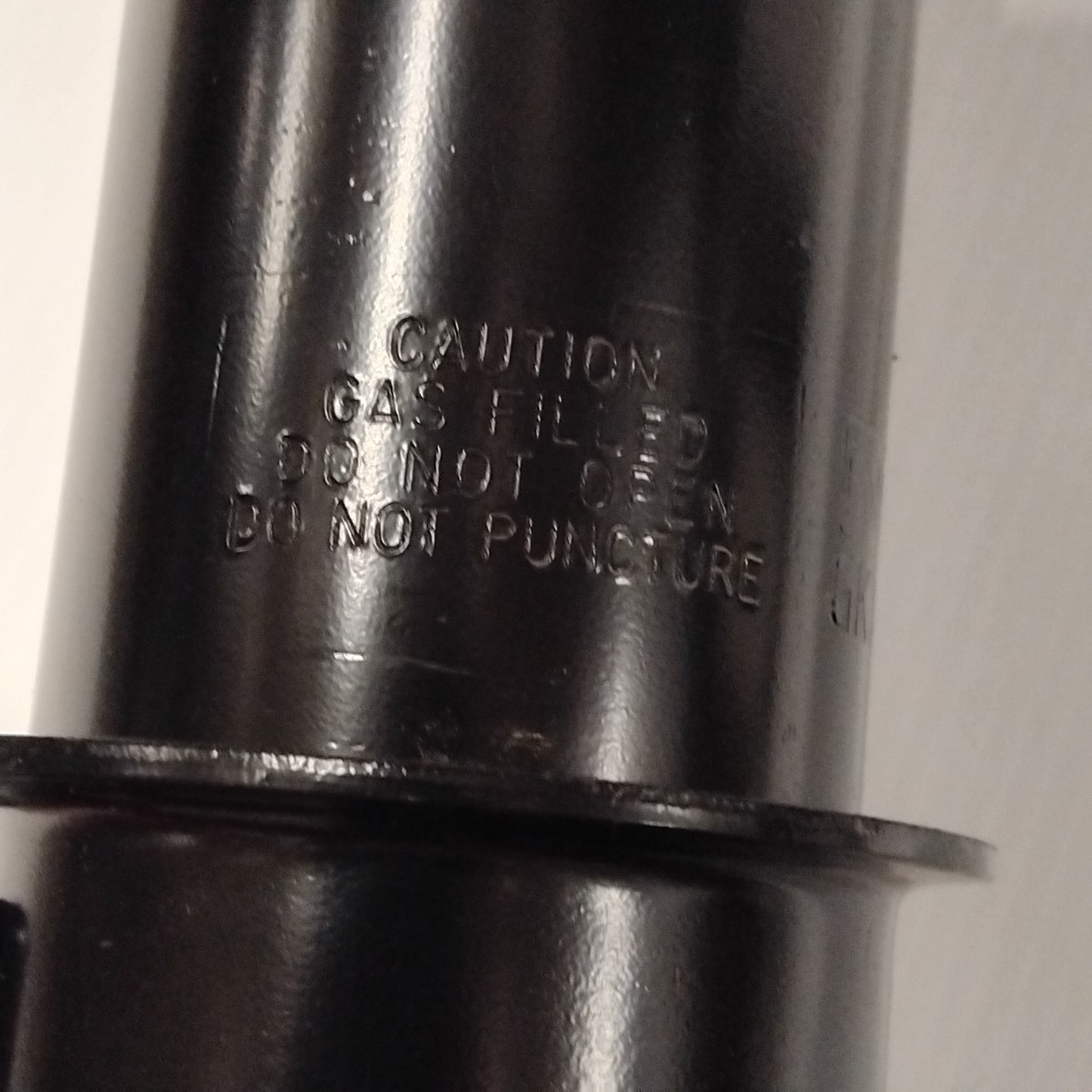 Genuine Front Right Shock Absorber - Ford Mondeo 2007-2022 | 2199646