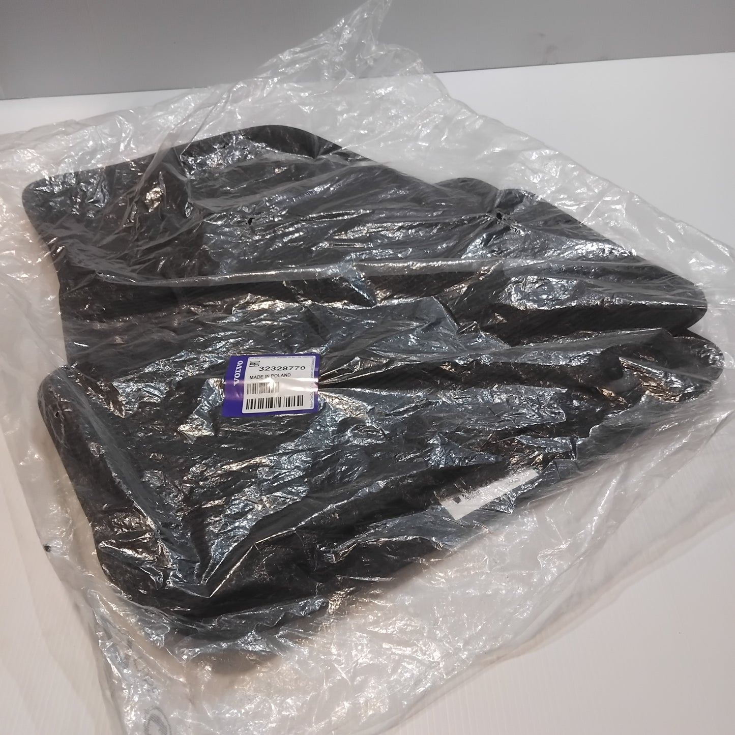 Genuine Volvo Mat Set | 32328770