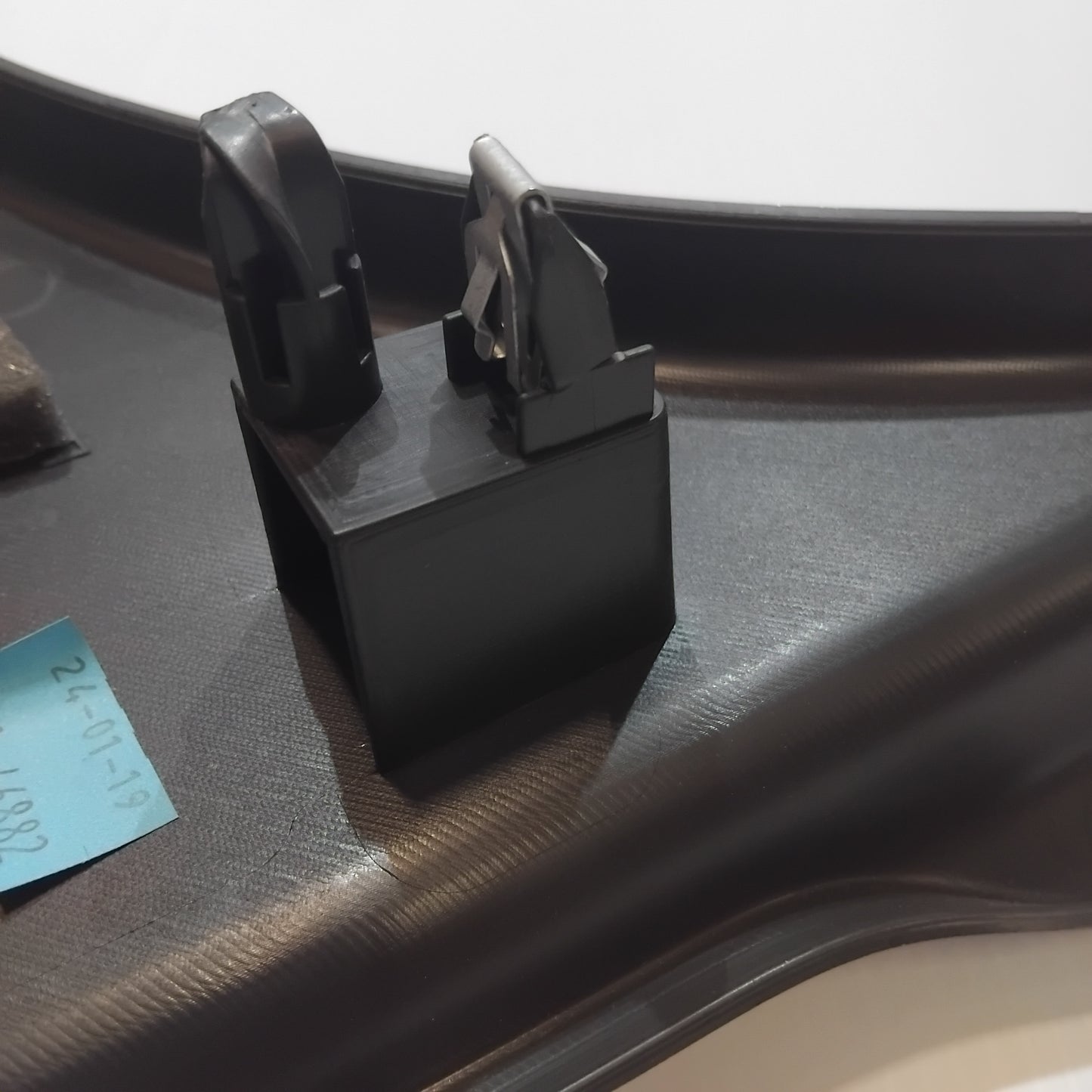 Genuine Ford Trim - "B" Pillar | 1725746