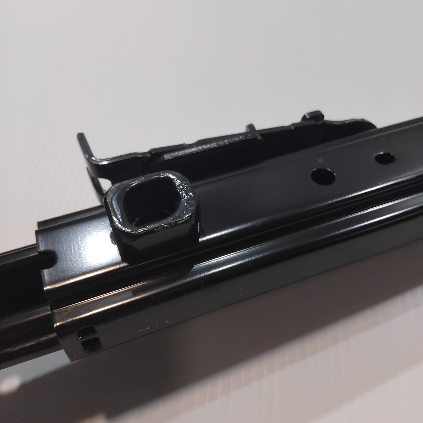 Genuine Front Seat Guide - Alfa Romeo Mito / Fiat Punto / Abarth Punto | 55701703