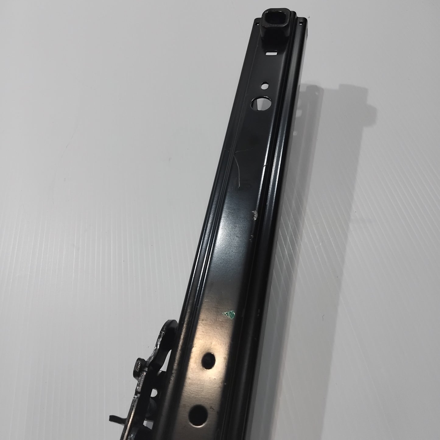 Genuine Front Seat Guide - Alfa Romeo Mito / Fiat Punto / Abarth Punto | 55701703