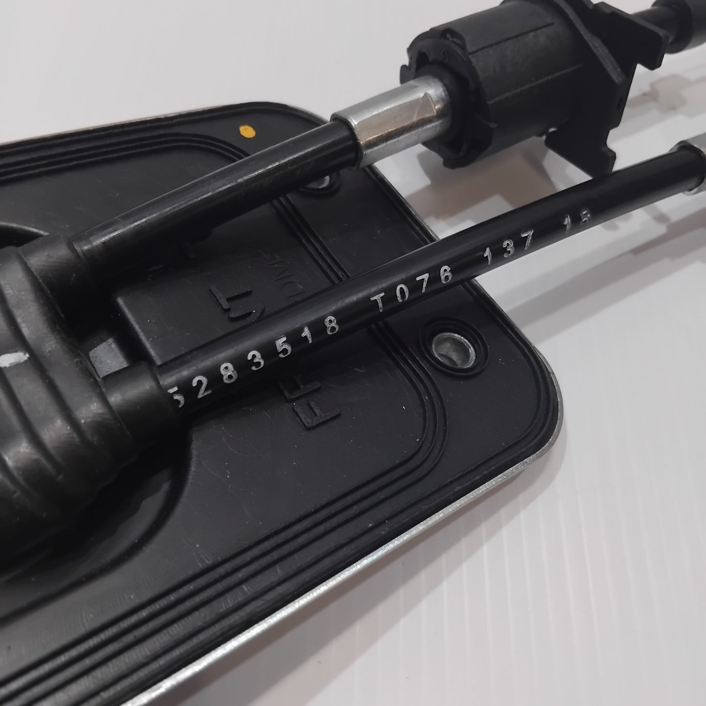 Genuine Fiat Cable Assy | 55283518