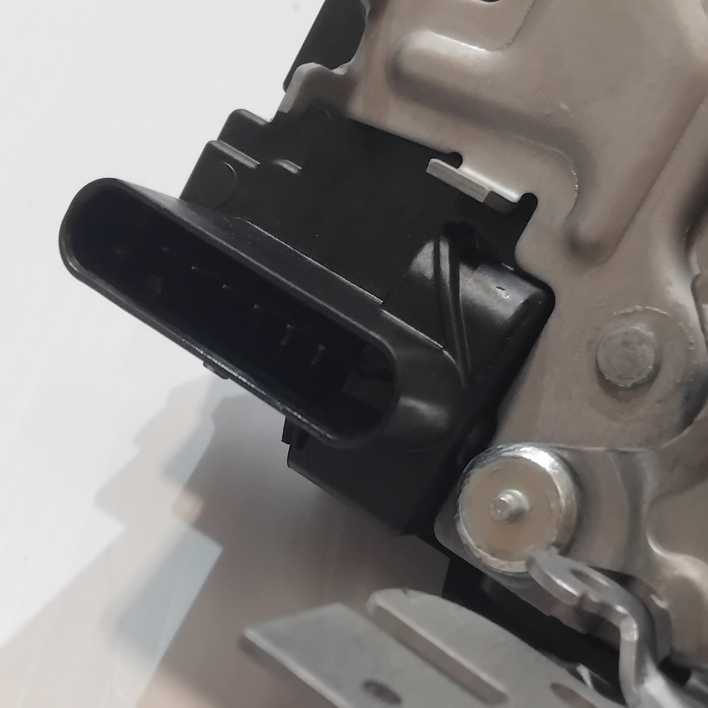 Genuine Volvo Kit | 32310878