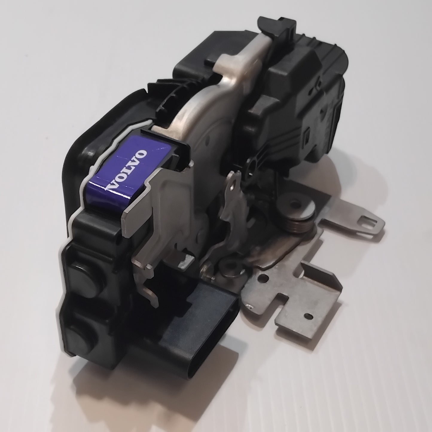 Genuine Volvo Kit | 32310878