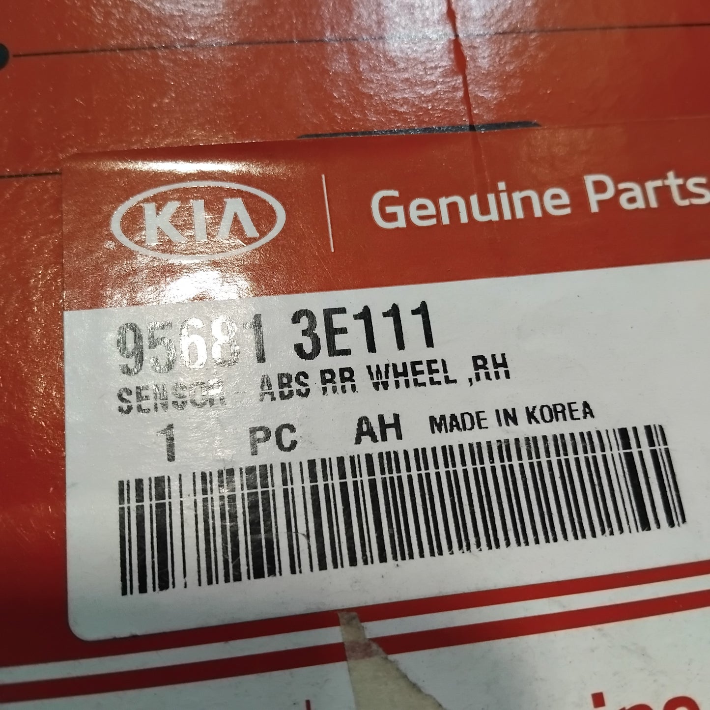 Genuine Rear Right Wheel Speed Sensor - Kia Sorento 2002-2006 | 956813E111