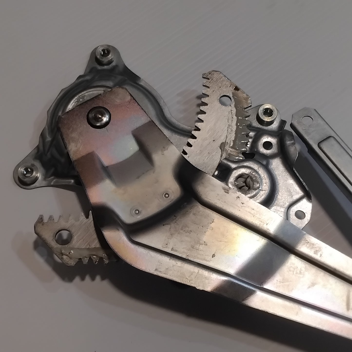 Genuine Rear Door Window Regulator - Fiat Fullback 2016-2019 | 6000606435