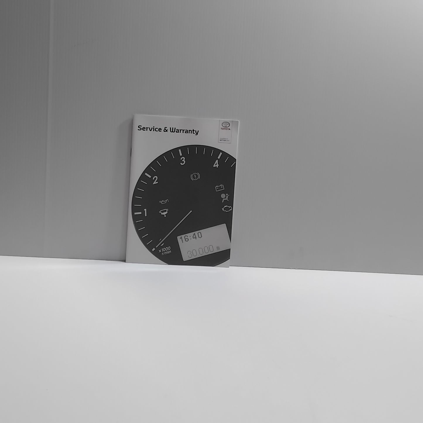 Genuine Toyota Auris My 17 service books | GBNGZ-916AU-VP