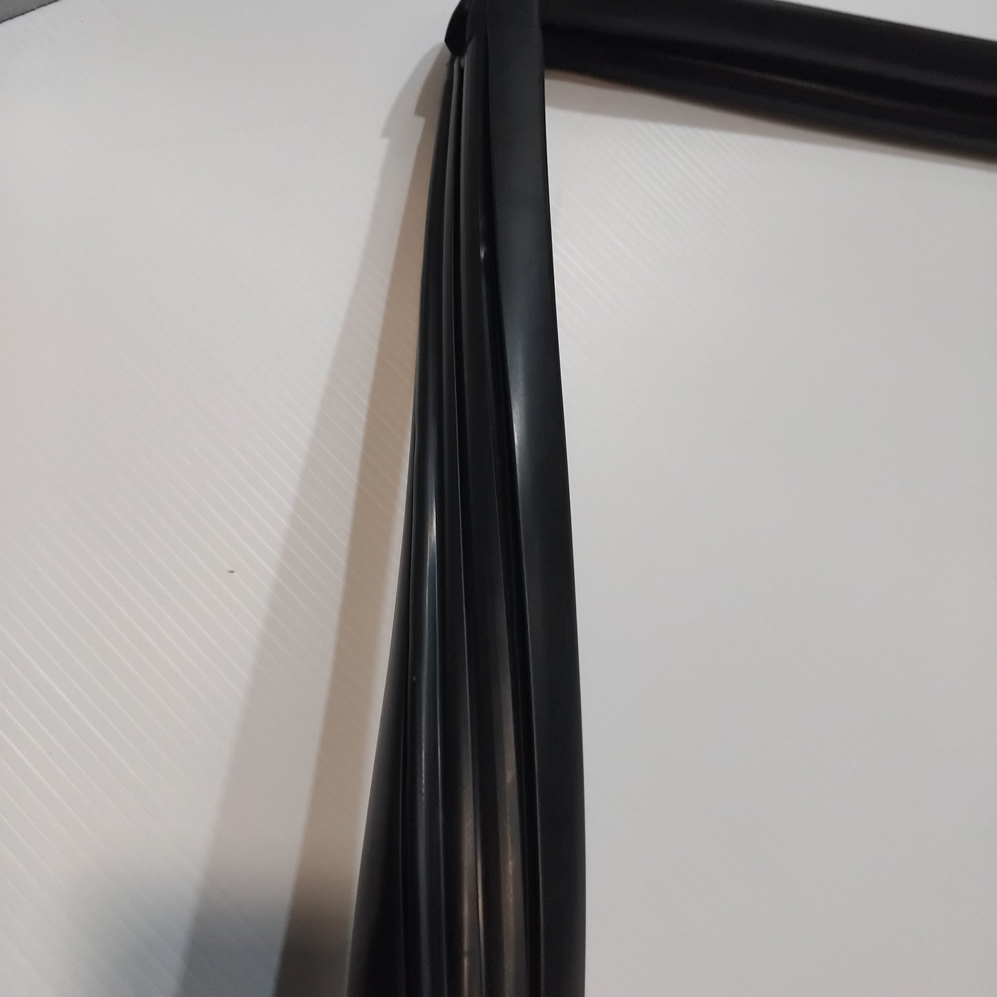 Genuine Front Right Window Seal - Nissan Cabstar 2006-2016 | 80330MA000