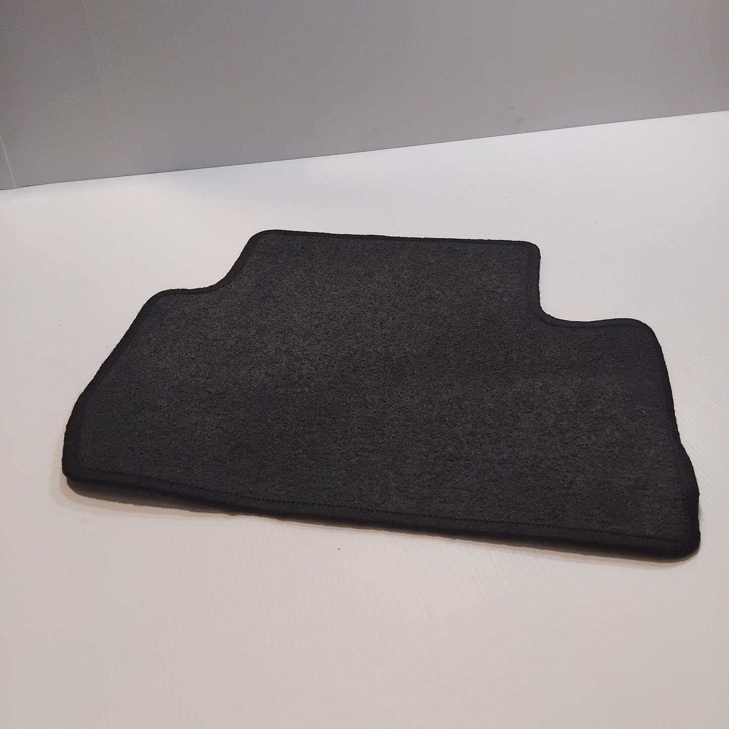 Mat Set - Mitsubishi Outlander - Right Hand Drive | MZ313921