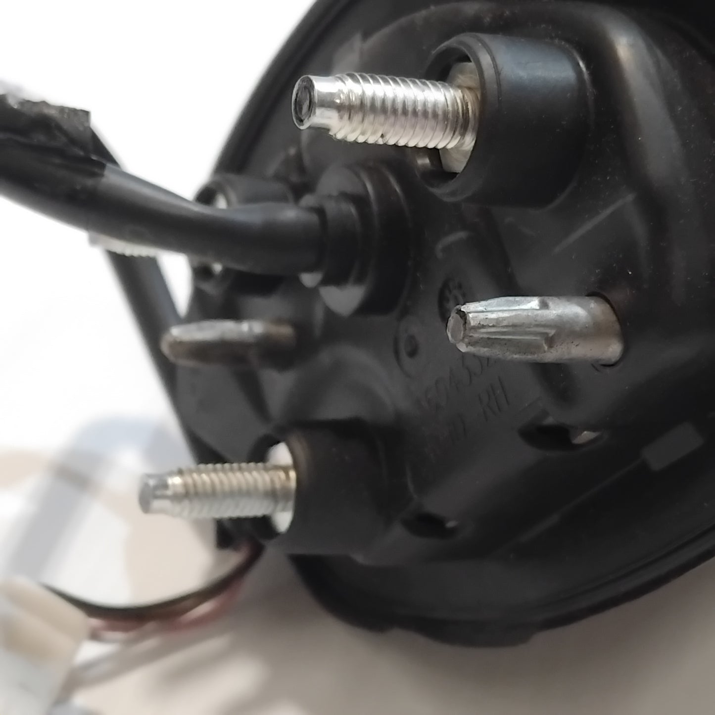 Genuine Suzuki Mirror Assy Out Rear | 84701M68P60-Z4Q