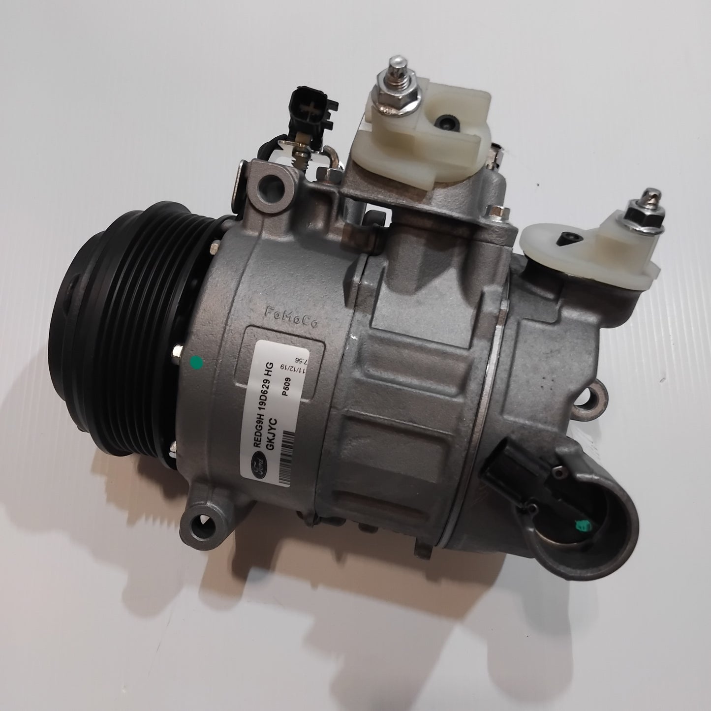 Genuine AC Compressor Assembly - Ford Focus / Mondeo / Transit | 2243006