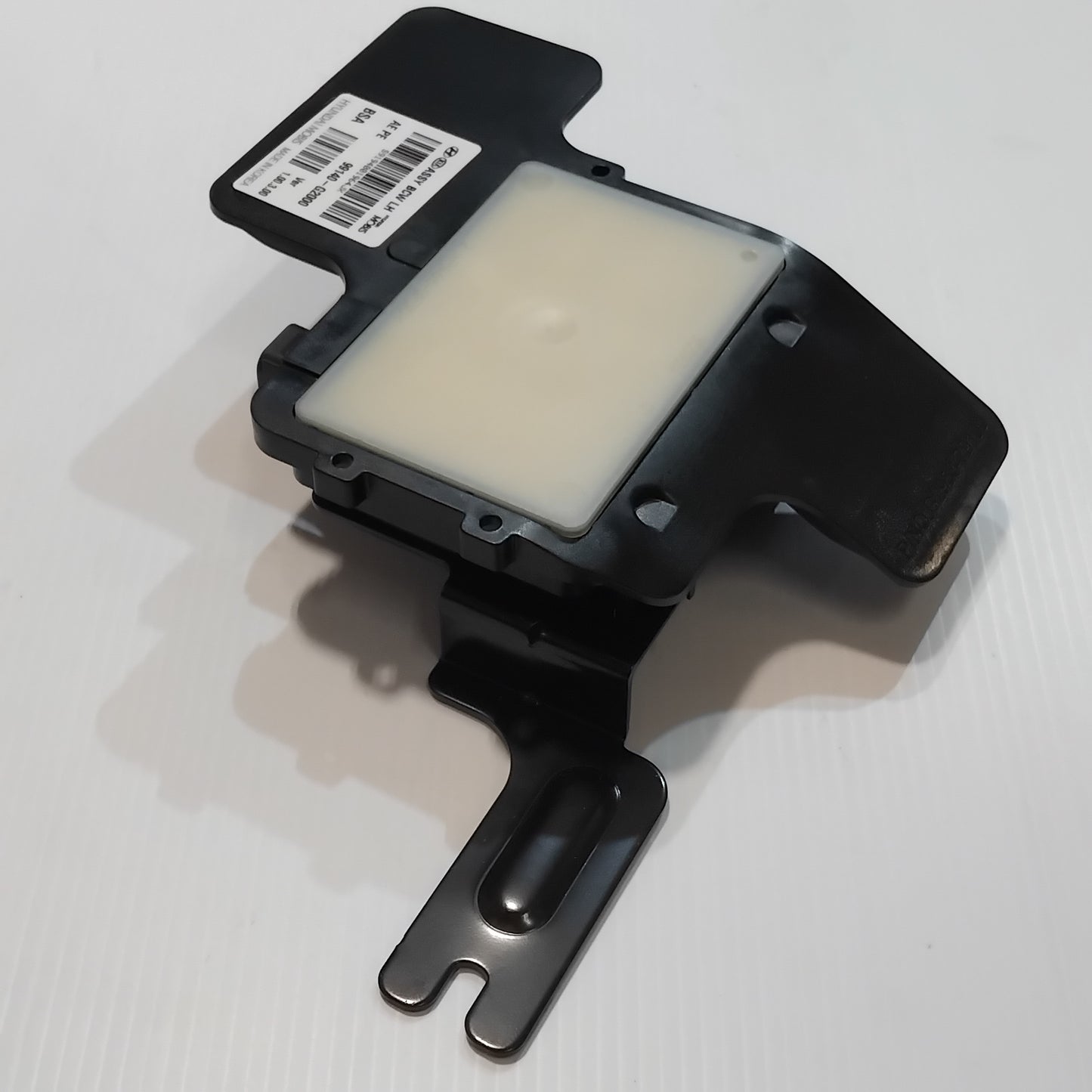 Genuine Hyundai Unit Assy-Rear Corne | 99140G2000