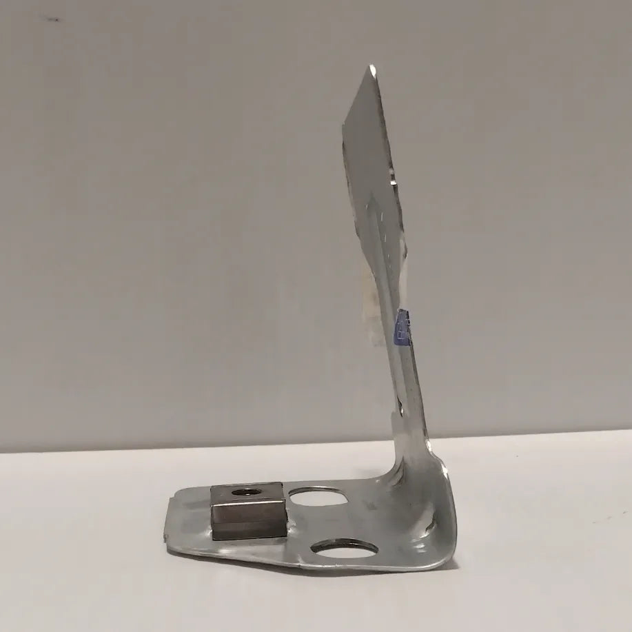 Genuine Front Right Fender Bracket - Ford Mondeo 2014-2022 | 5183596