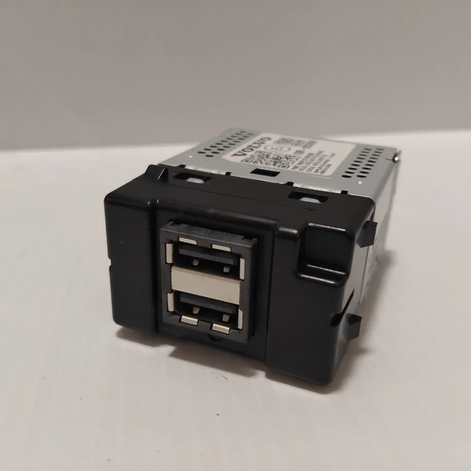 Genuine Volvo Usb Kit | 32207897