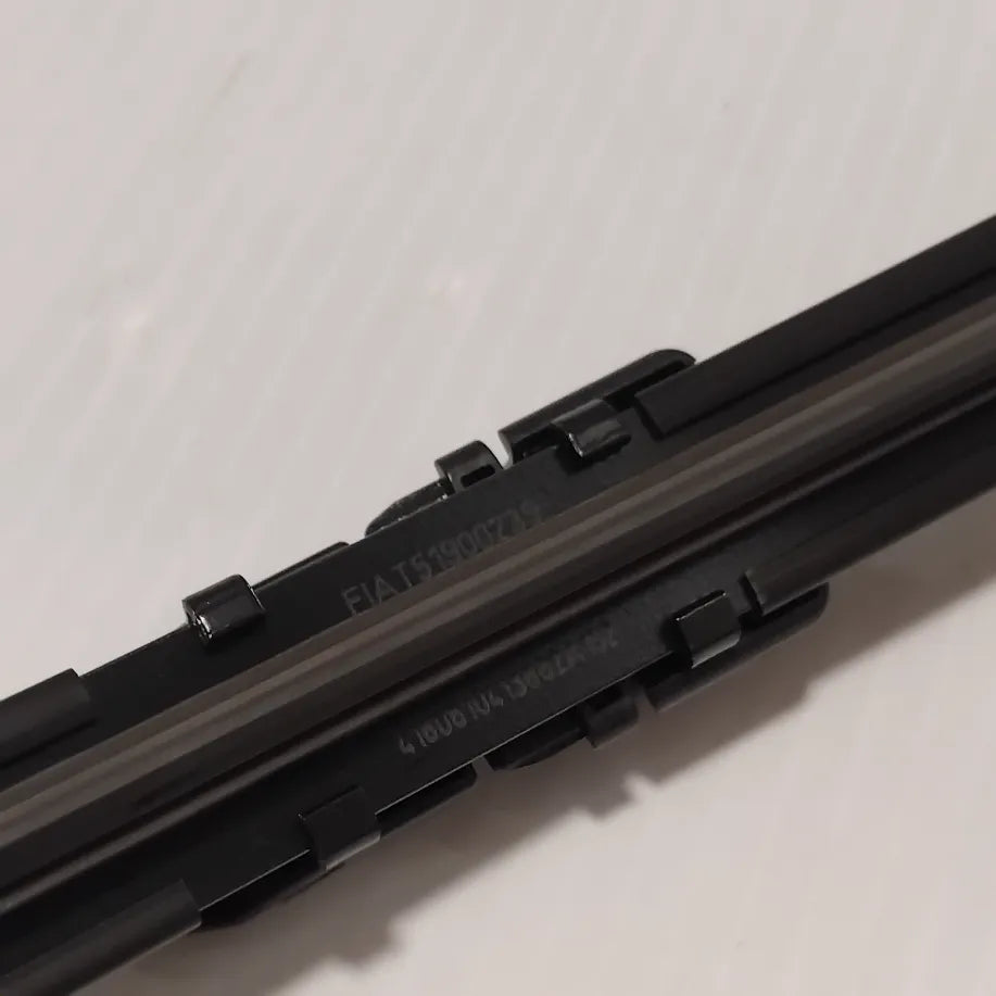 Genuine Driver Side Wiper Blade - Vauxhall Combo D | 95513879