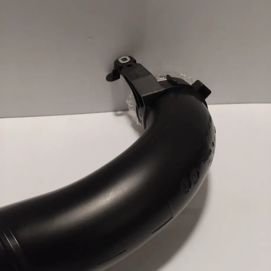 Genuine Engine Air Intake Hose - Ford Fiesta / Focus 2018-2019 | 2254250
