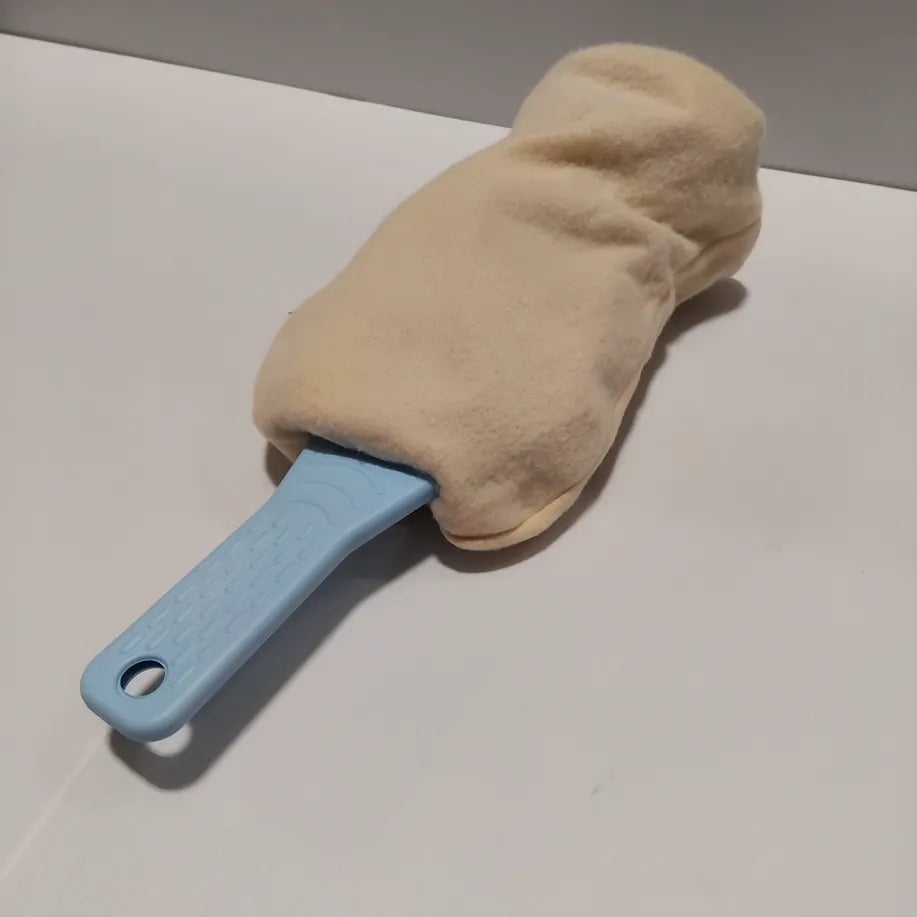 Genuine Kia Ice Scraper With Glove | LP950APE01K