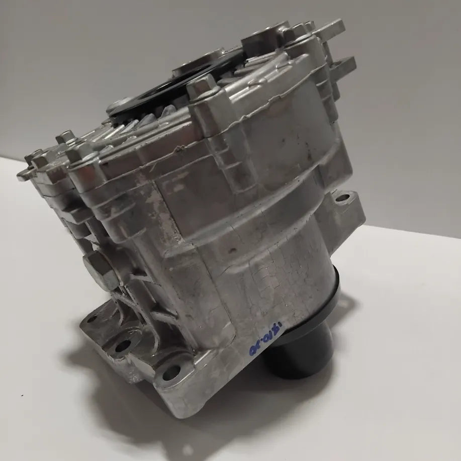 Genuine Hyundai Santa-Fe 2.2 4WD Automatic Front Transfer Box | 473003B600