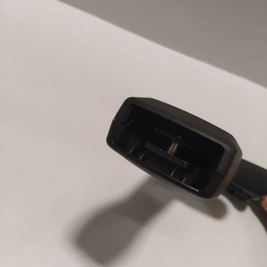 Genuine Volvo Pretensioner | 8630467